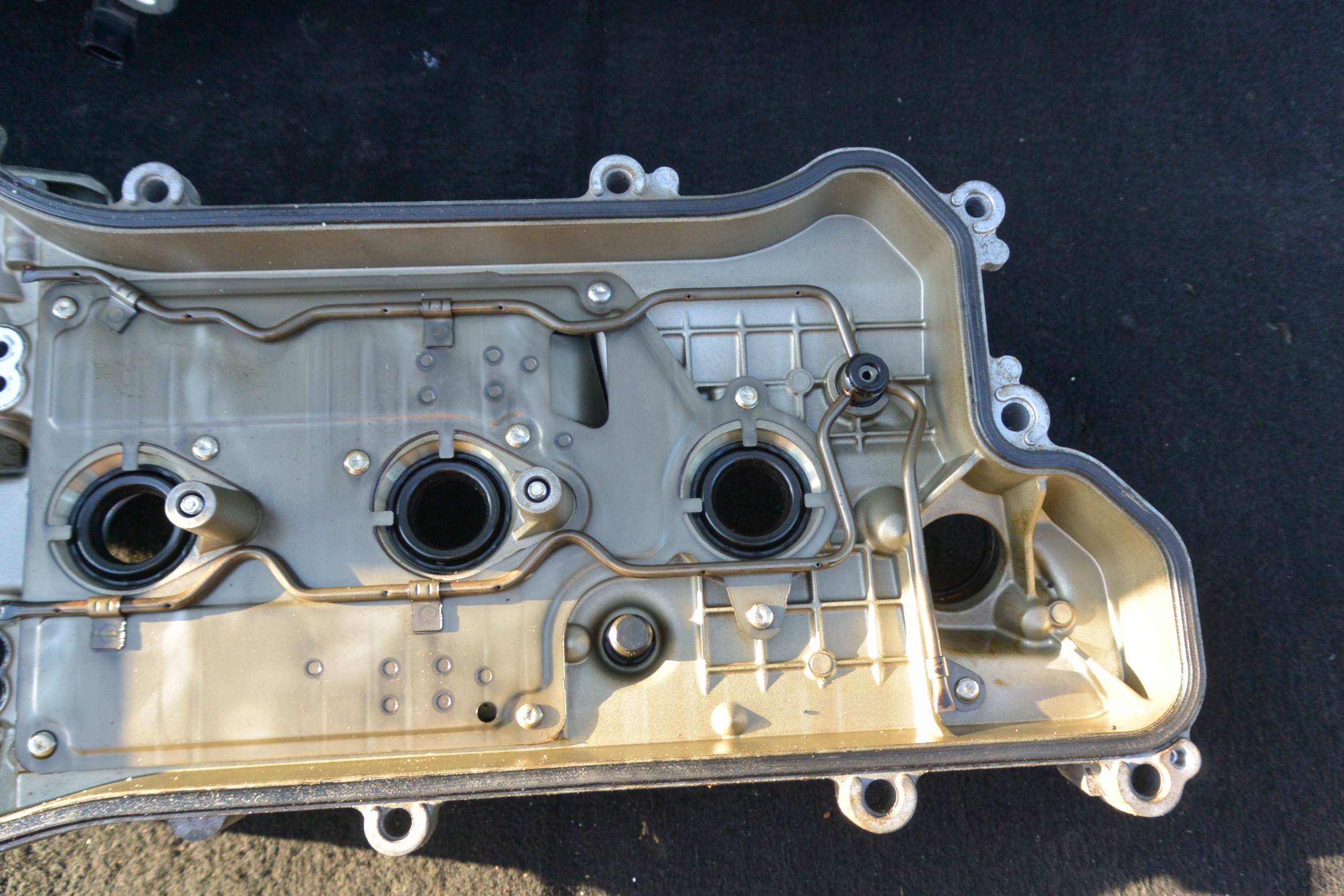 Abdeckung der Ventile links rechts LEXUS IS250 2.5 V6 KOMPLET