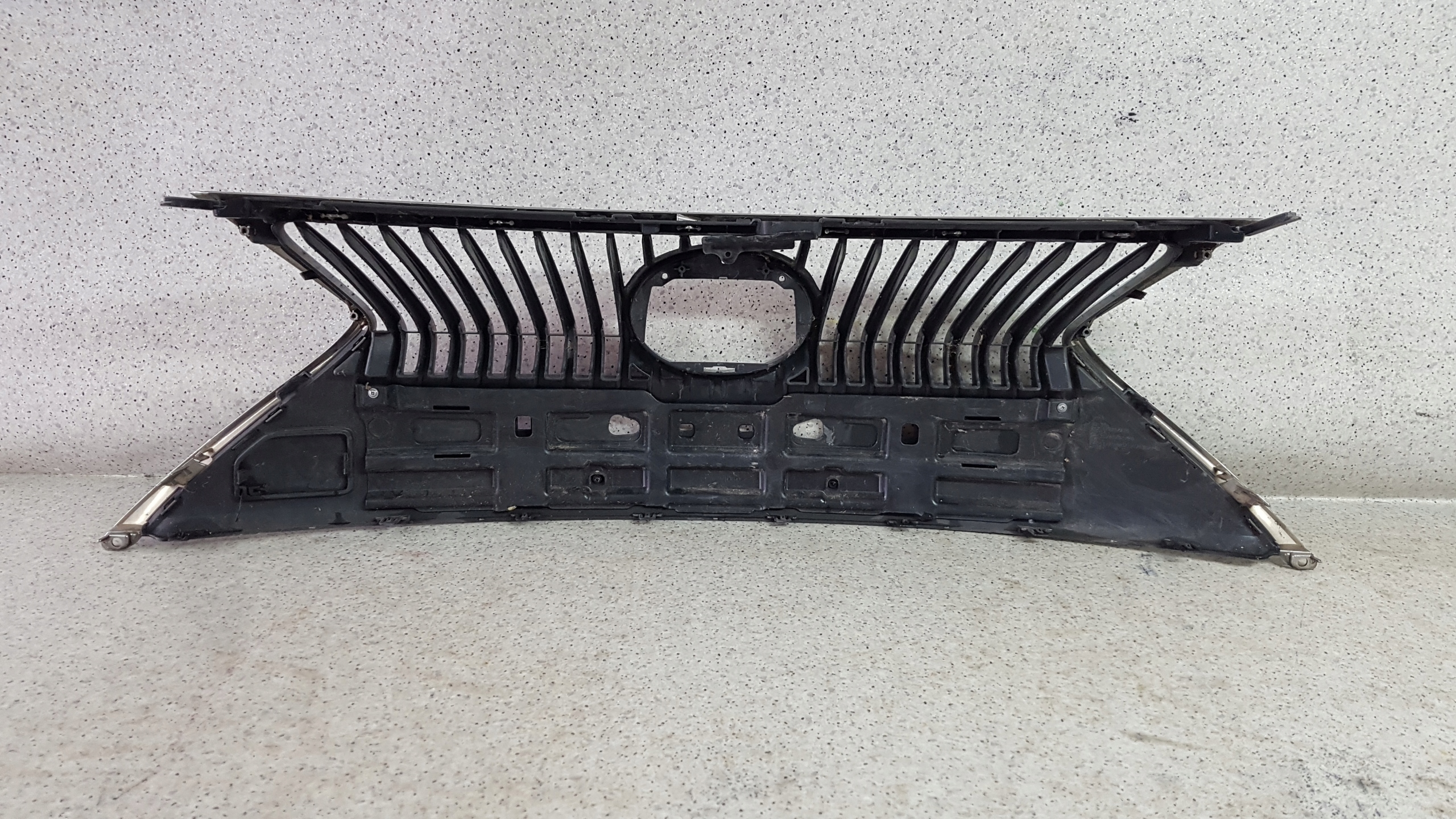 LEXUS RC Grill Grill 3347