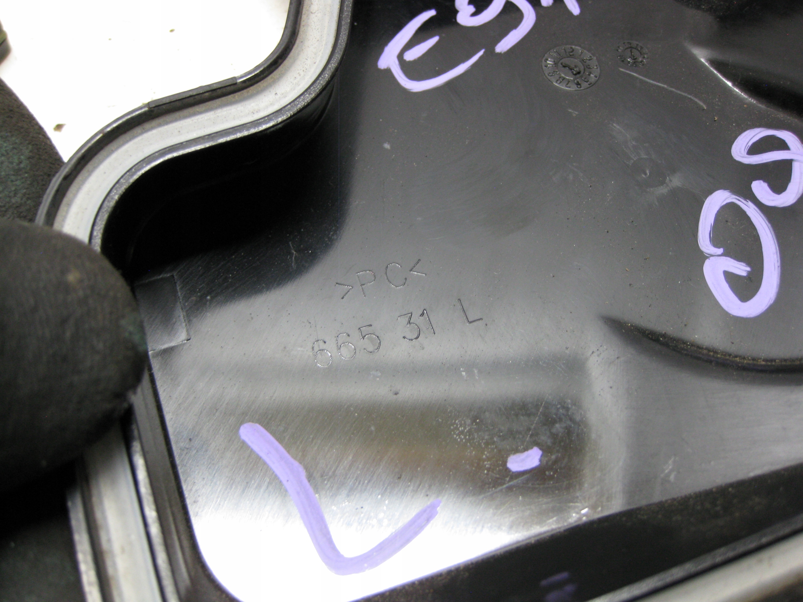 BMW E91 2.0 D 09R cap cover lights front left 66531L