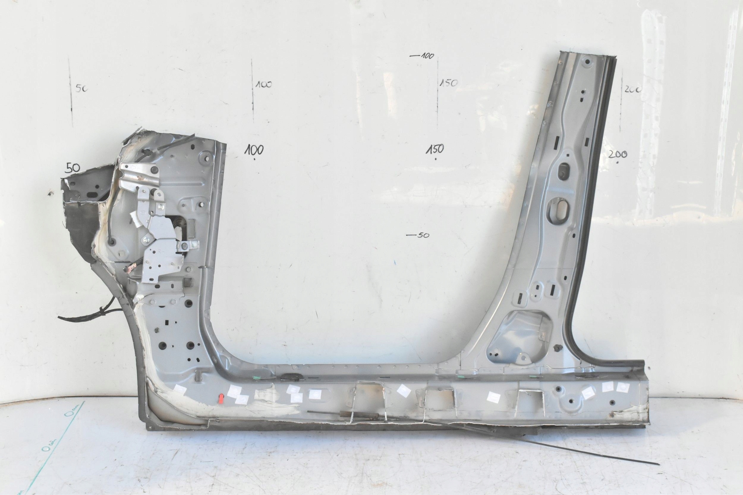 PRÓG SŁUPEK PRAWY PRZÓD MAZDA 2 DJ 14- Jakość części (zgodnie z GVO) Q - oryginał z logo producenta części (OEM, OES)