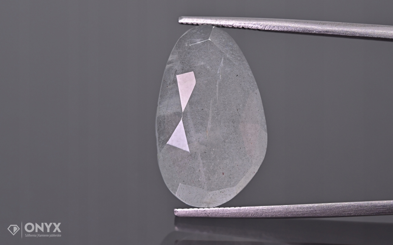 Akvamarín fasetovaná nepravidelná rozeta 21x13 mm