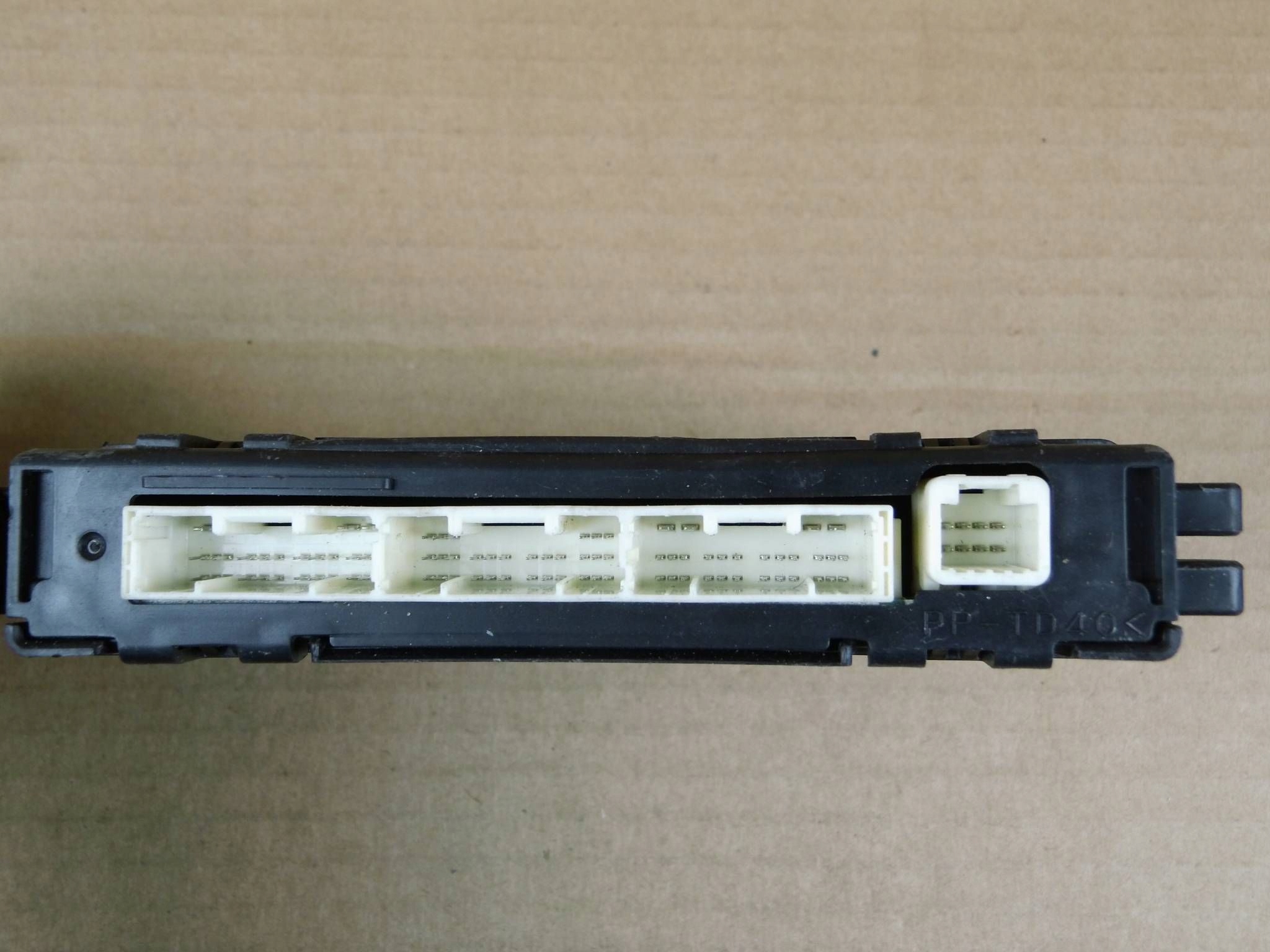 Lexus RX module control unit 88650-48870 8865048870