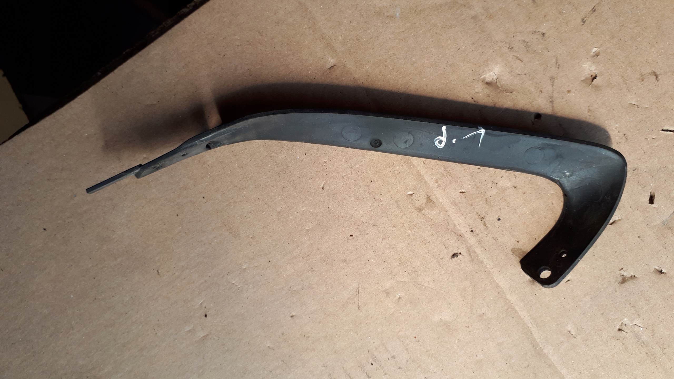 A6 C7 4G gasket lights left front 176121-01