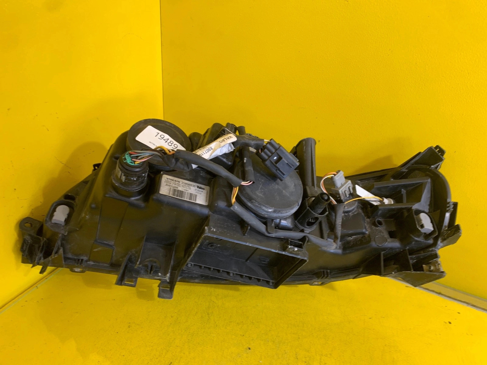 light right Volvo S60 and V70 II LIFT 30698836