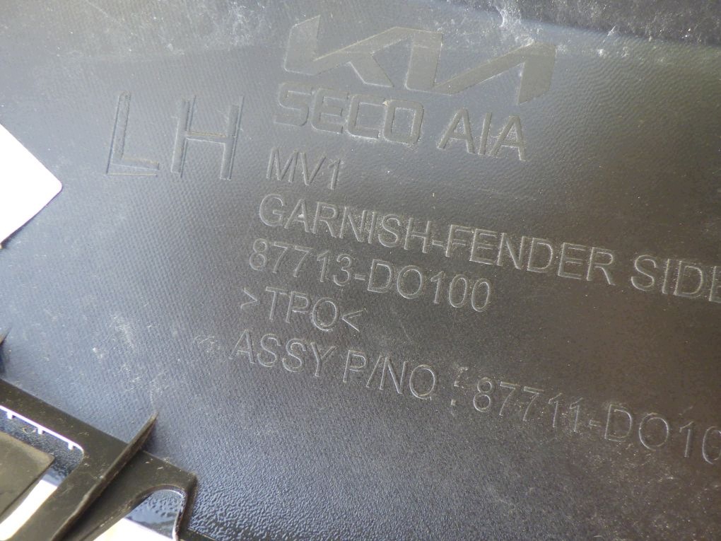 KIA EV9 GT-LINE GT 23- lišta blatníku levá přední
