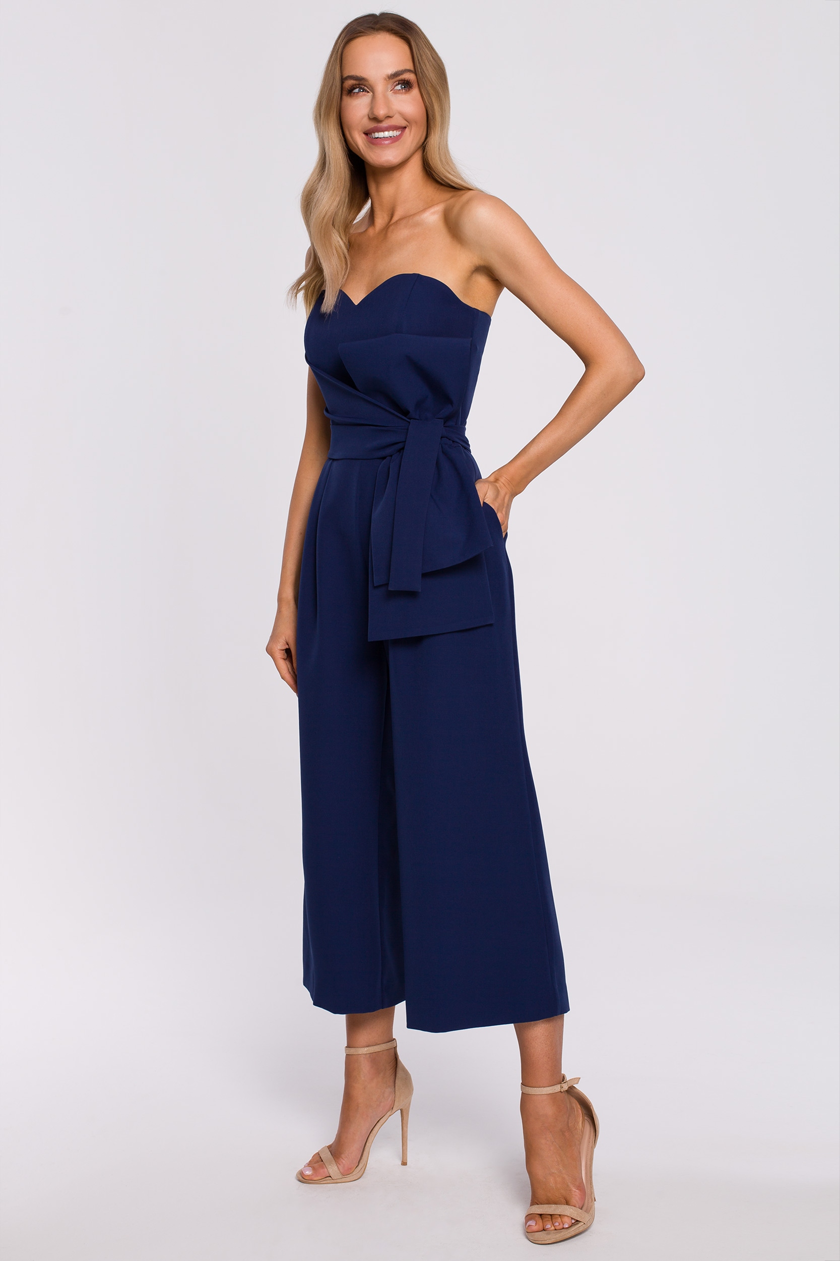 KOMBINEZON DAMSKI ELEGANCKI KOBIECY WYSZCZUPLAJĄCY GŁADKI GRANATOWY XXL 44 Marka MOE