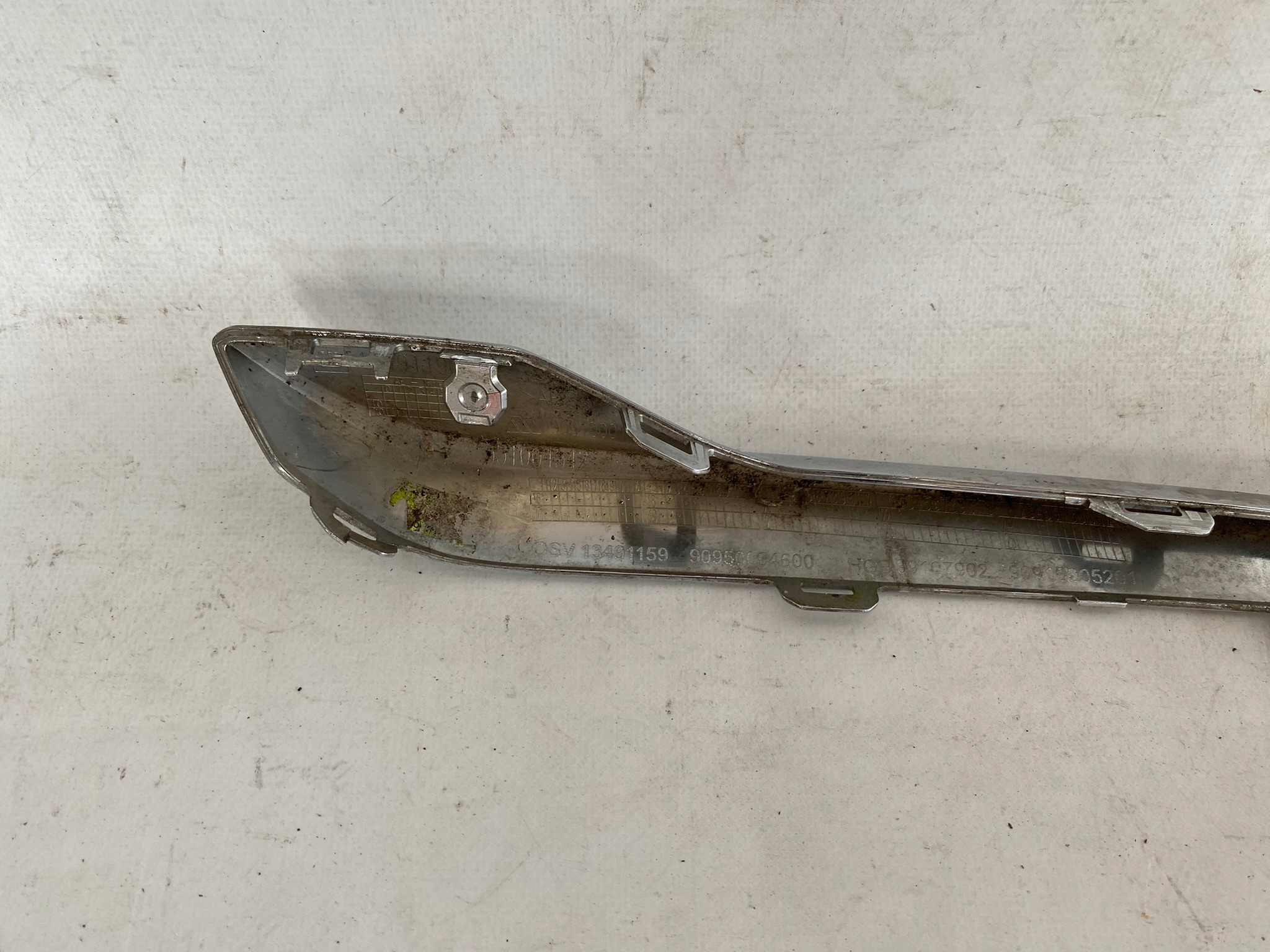 OPEL INSIGNIA B 17- moulding CHROM GRILLA grille left 13491190