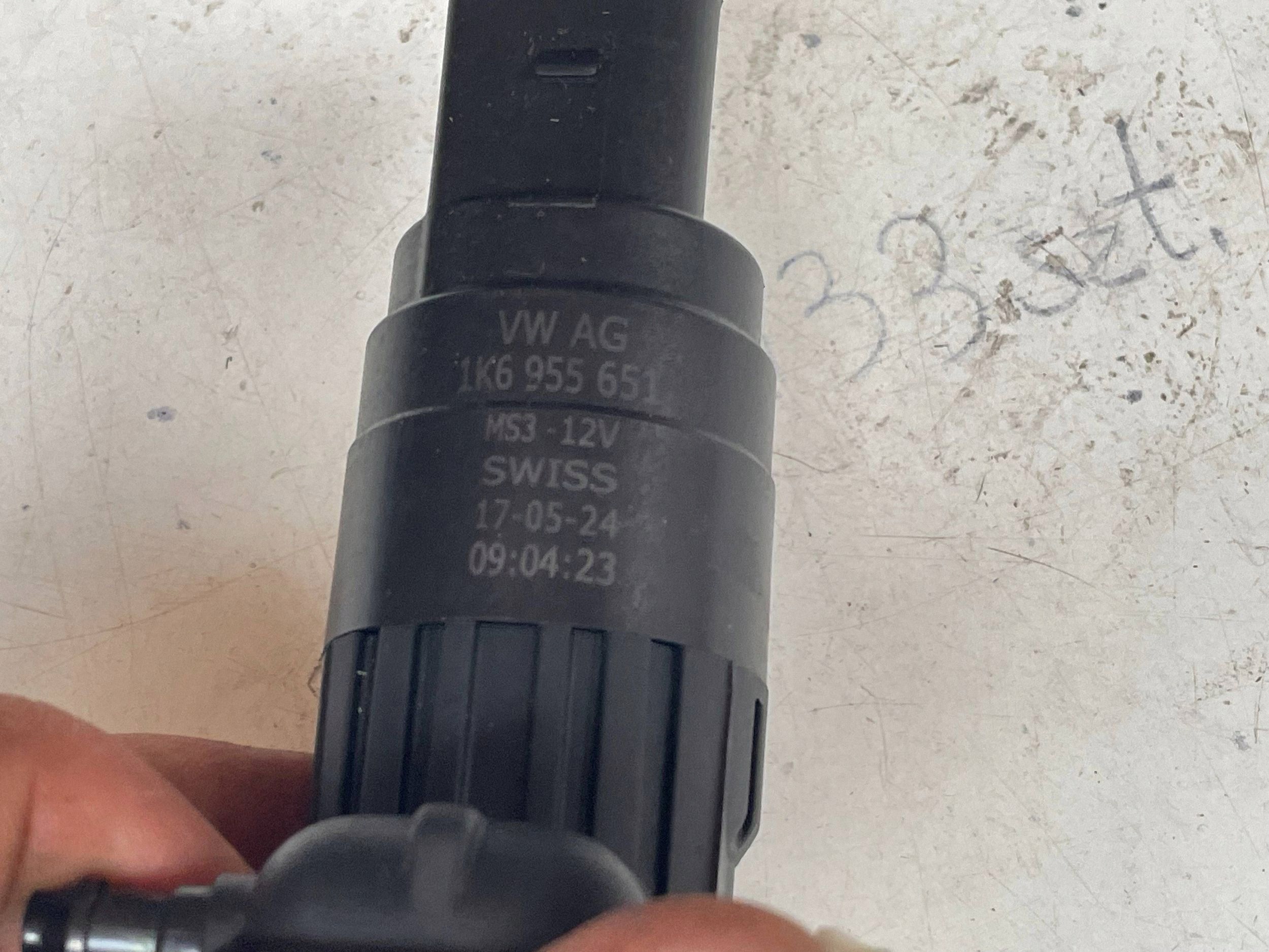 Pompa LAVAFARO VOLKSWAGEN TOURAN e 1K6955651 @M