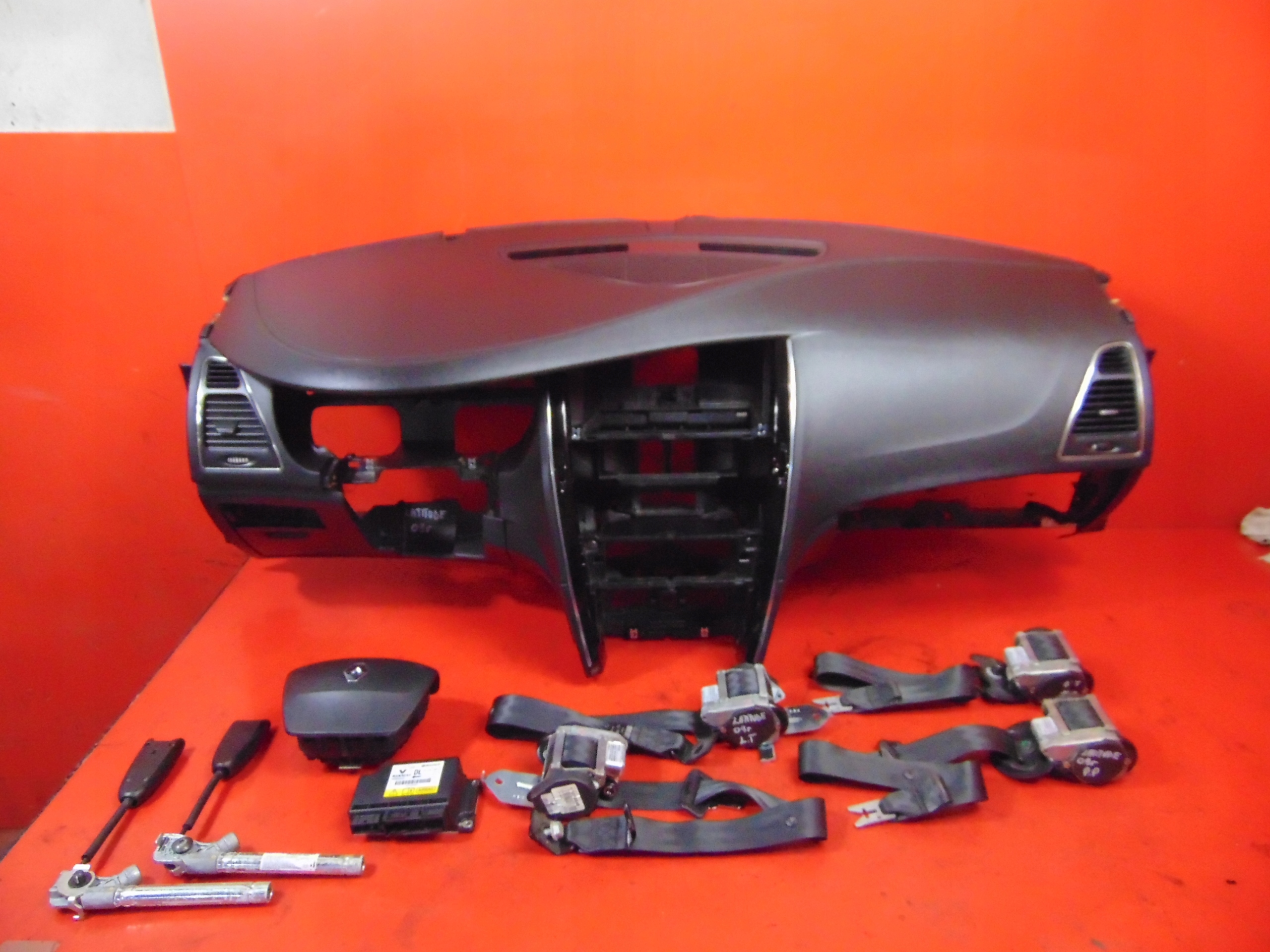 RENAULT LATITUDE airbag airbags dashboard console tension belt