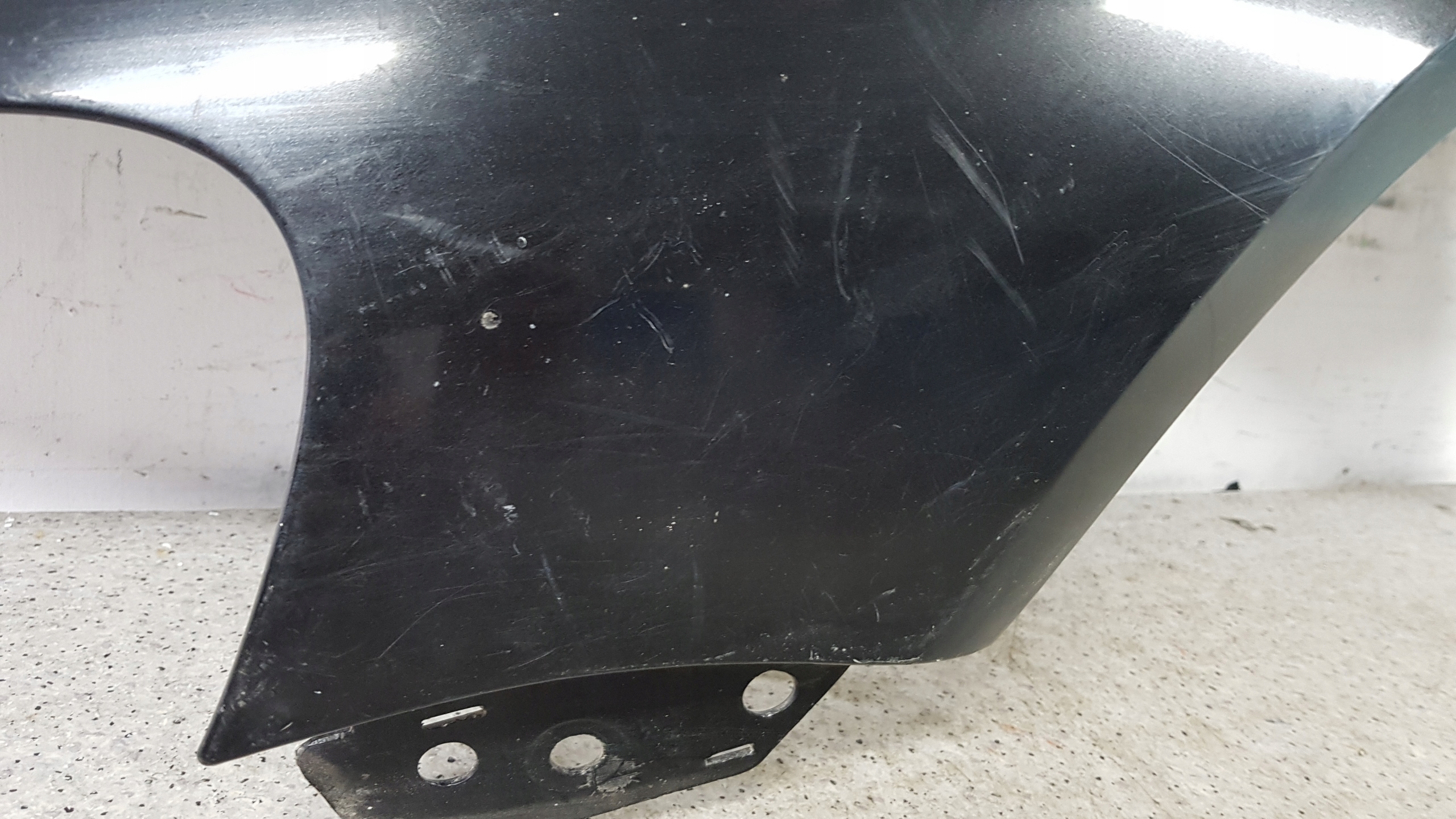 VW TOUAREG 7L6 7L 2002 - fender front left 8165