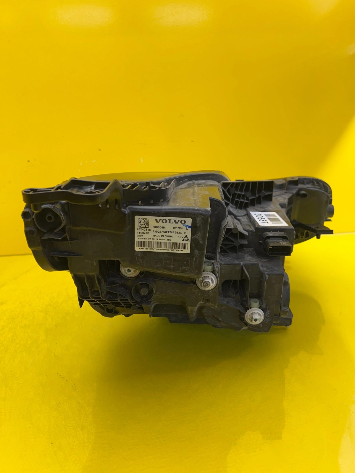 light left front Volvo EX30 Full Led 80000401