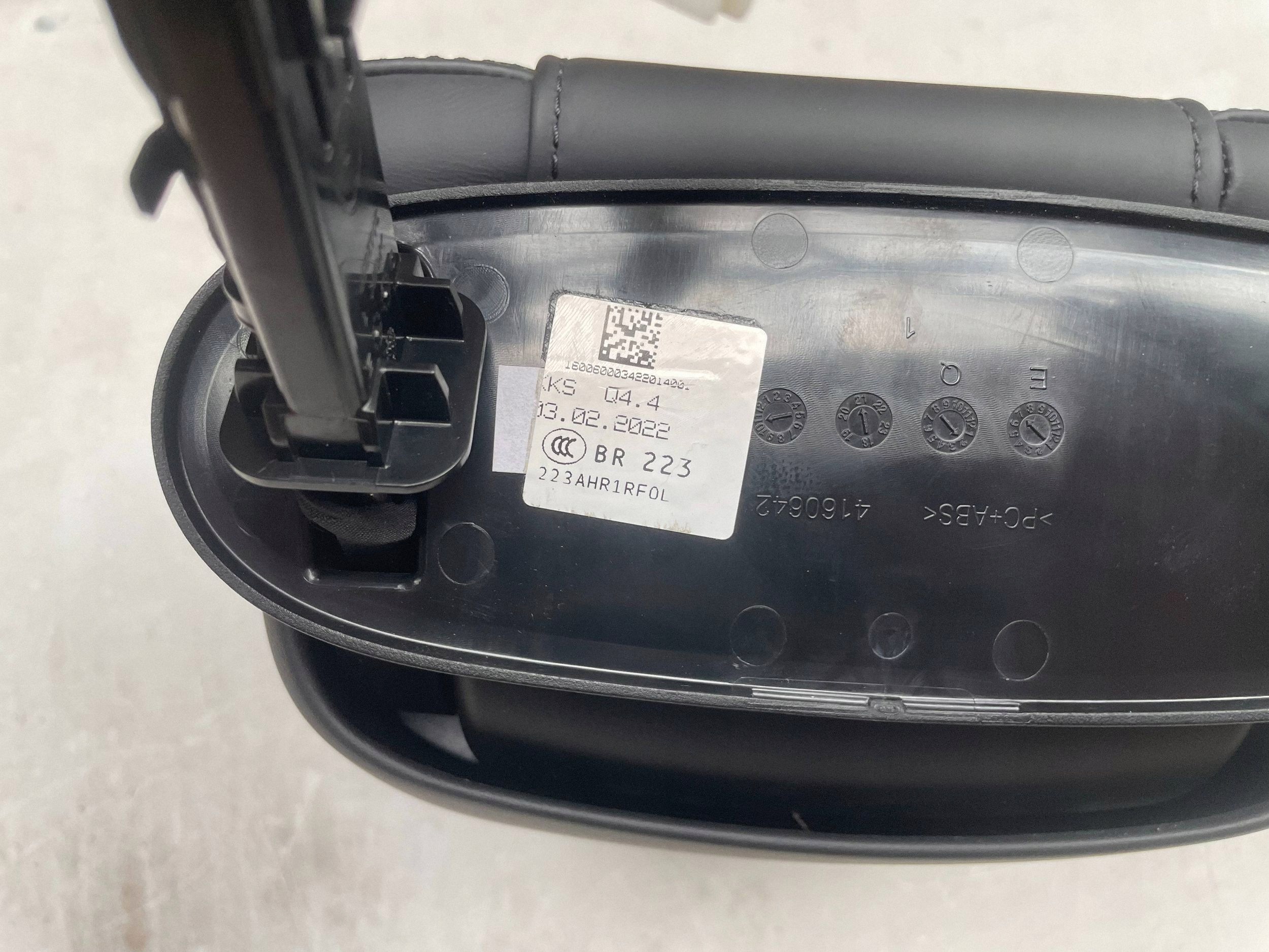 rest front original MERCEDES-BENZ S W223 A2239704811 @A