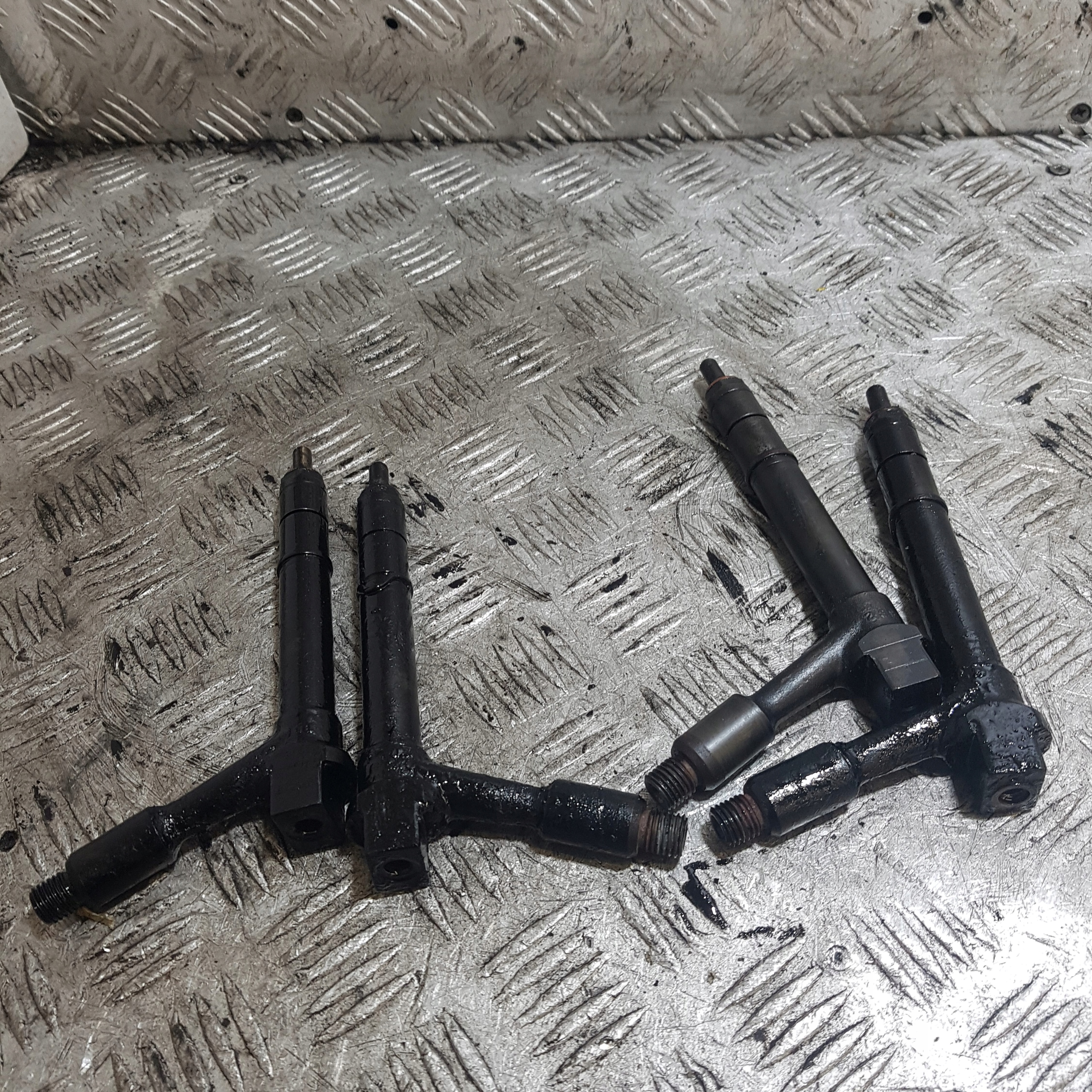 Einspritzdüse Einspritzdüse KOMPLET OPEL CORSA C TJBB01901D