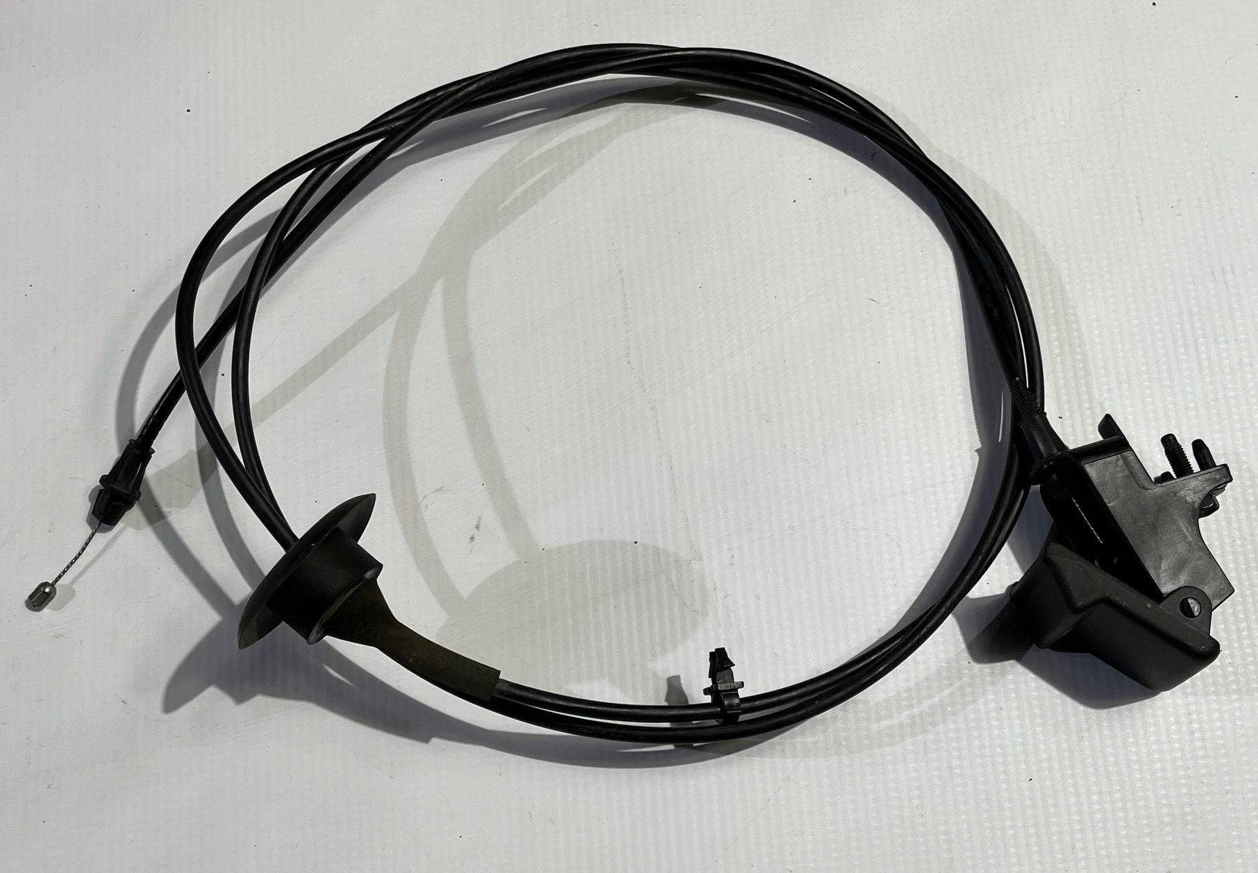 Poignée Câble pour l’ouverture du capot pokrywy Ford Explorer V 2016-2019