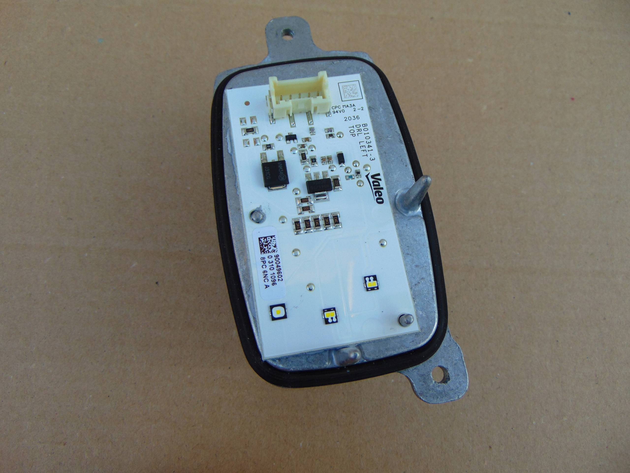 модуль led левый renault MEGANE IV B010341-3
