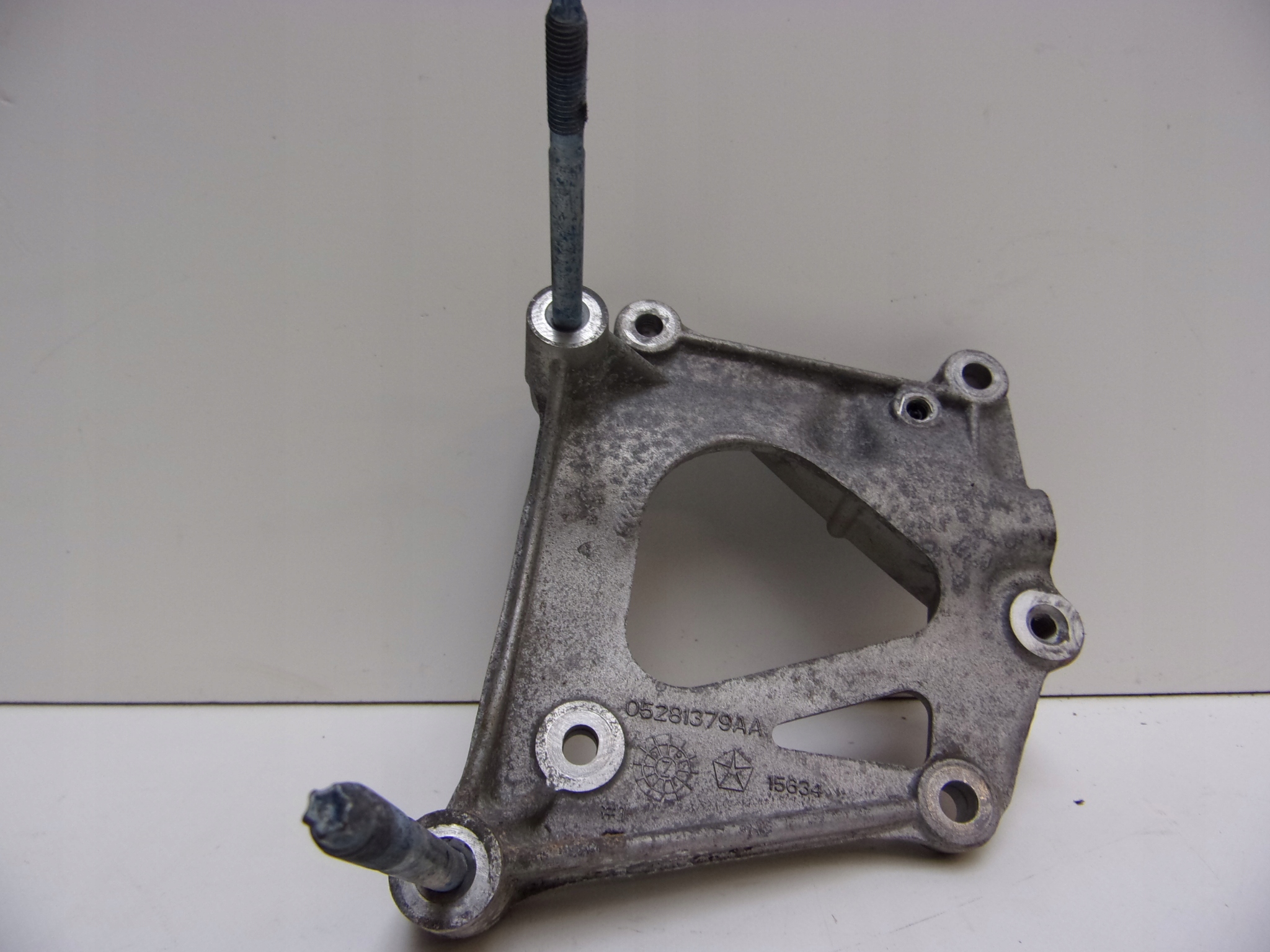 05281379AA - CHRYSLER PACIFICA 16-КОМПРЕССОР КОНДИЦИОНИРОВАНИЯ ВОЗДУХА