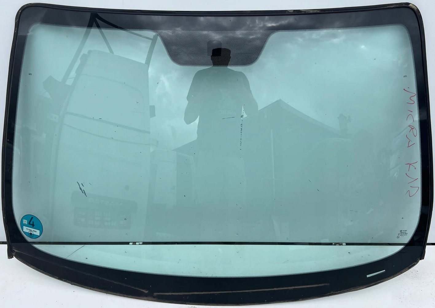 NISSAN MICRA K12 SZYBA CZOŁOWA PRZÓD PRZEDNIA