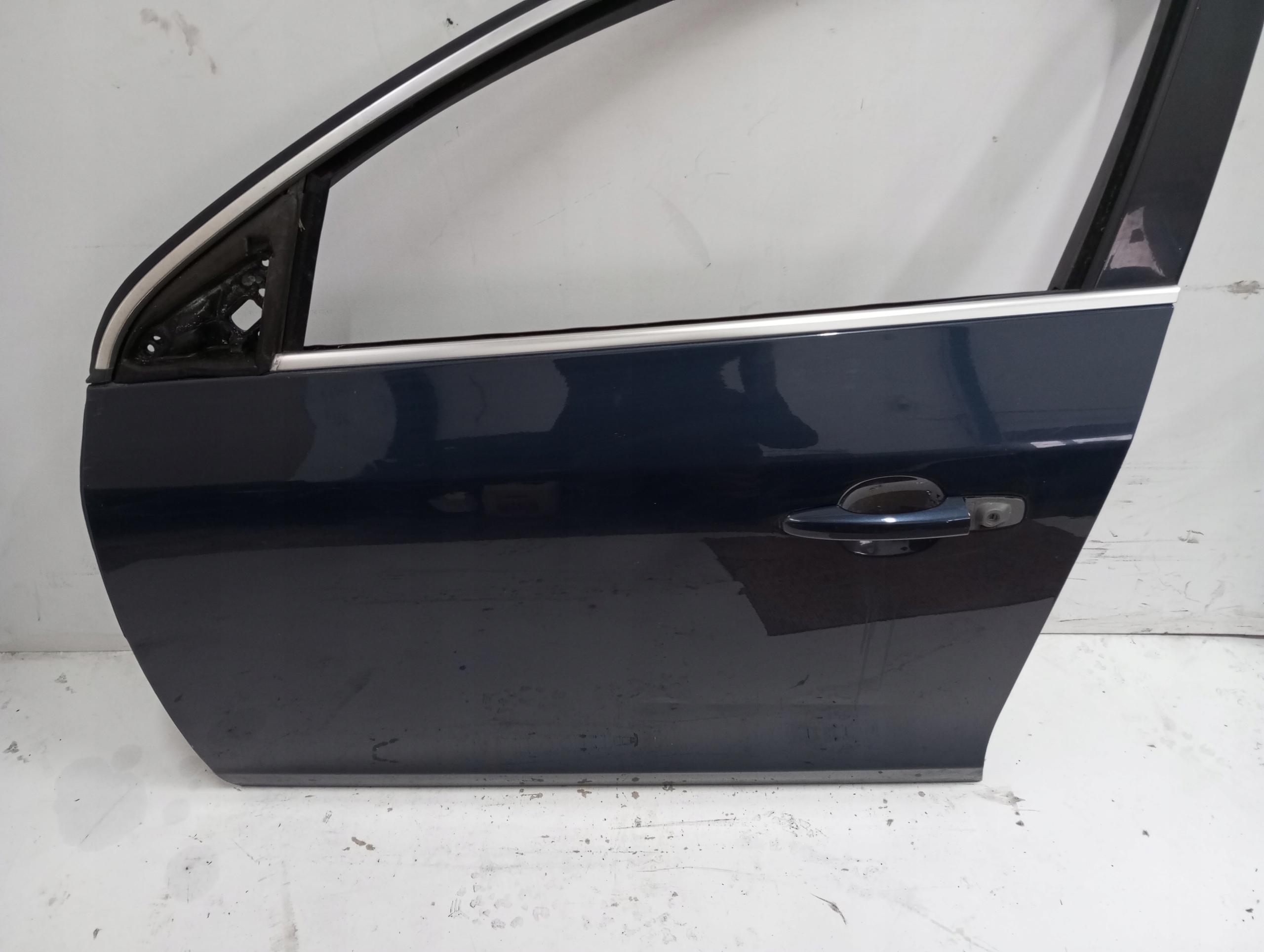door left front VOLVO V60 11R ANGLIK
