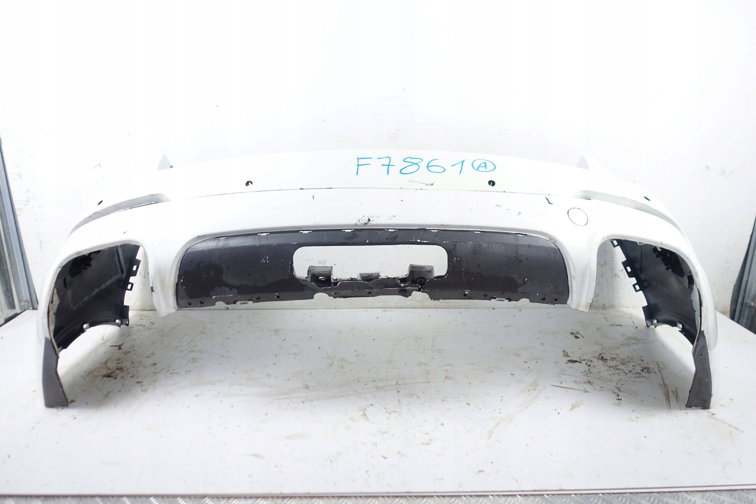 bumper rear part rear MASERATI LEVANTE 2016- 670035052