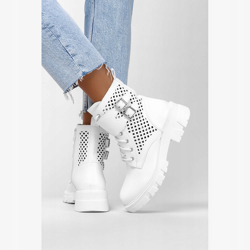 BOTKI DAMSKIE WORKERY AŻUROWE MODNE OBUWIE KLAMRY PLATFORMA r 40 Płeć kobieta