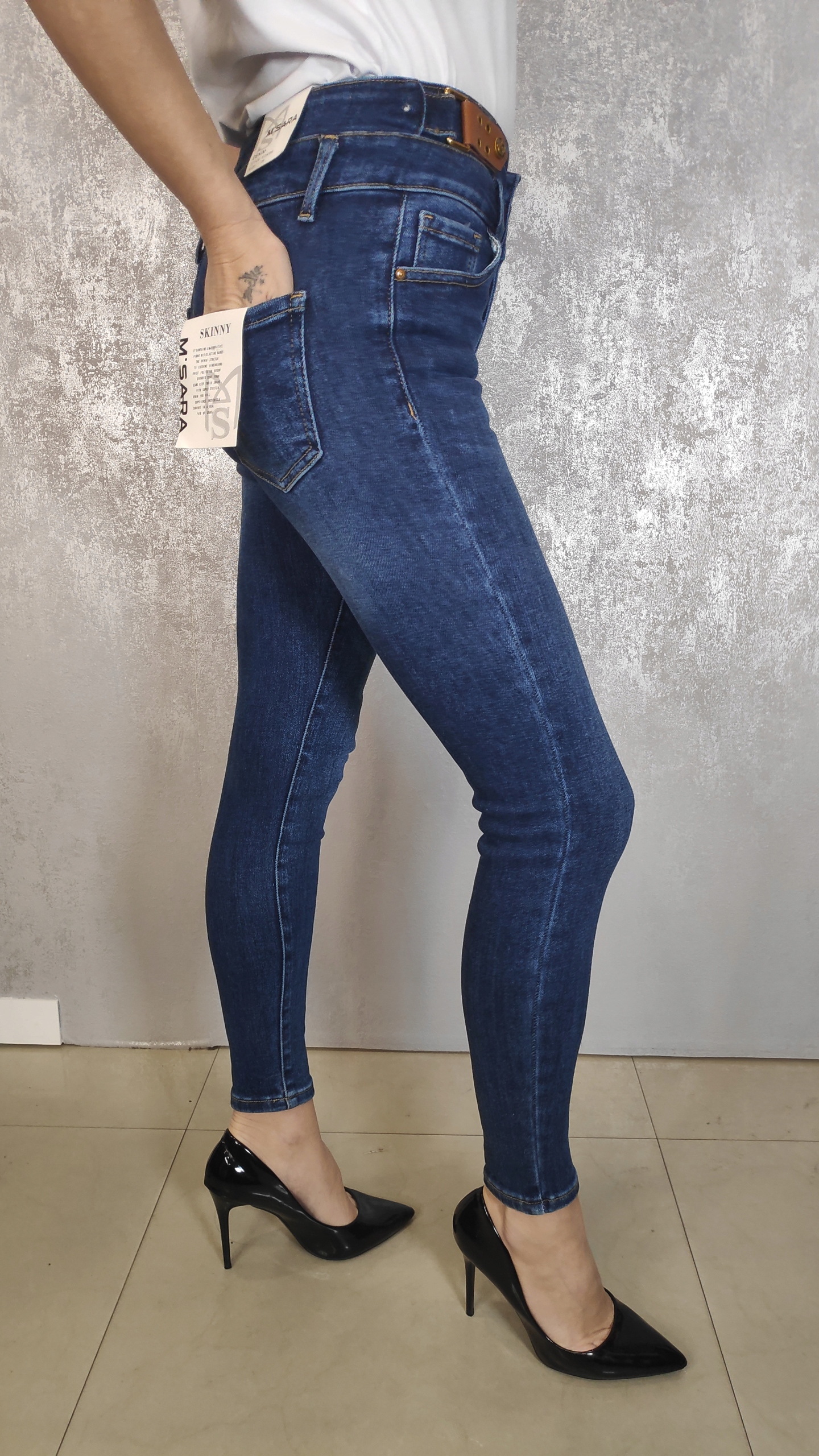 SPODNIE JEANSOWE WYSOKI STAN WYSZCZUPLAJĄCE M.SARA Odcień granatowy