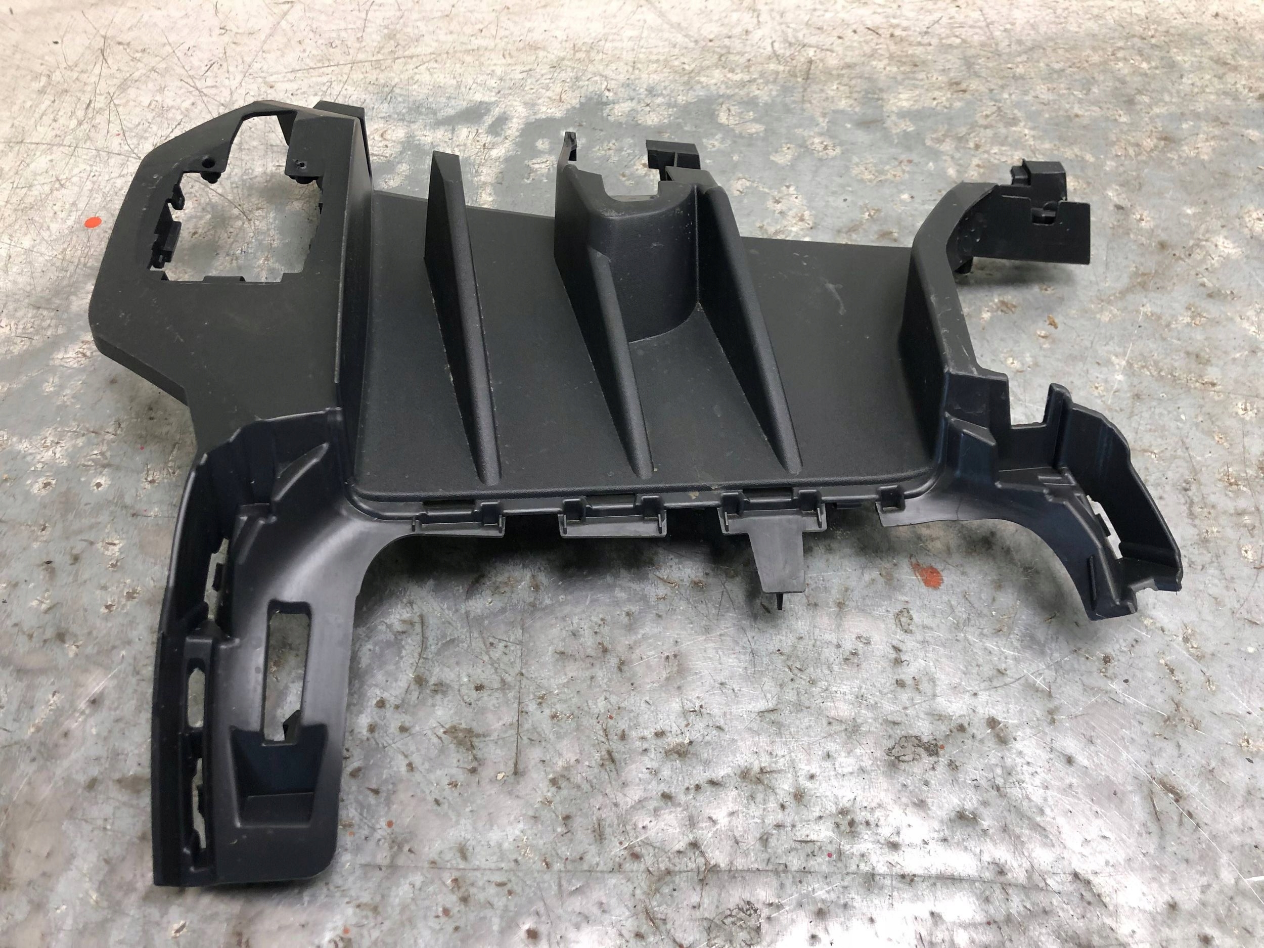 grid of a bumper left front VW ID BUZZ 1T3807883B