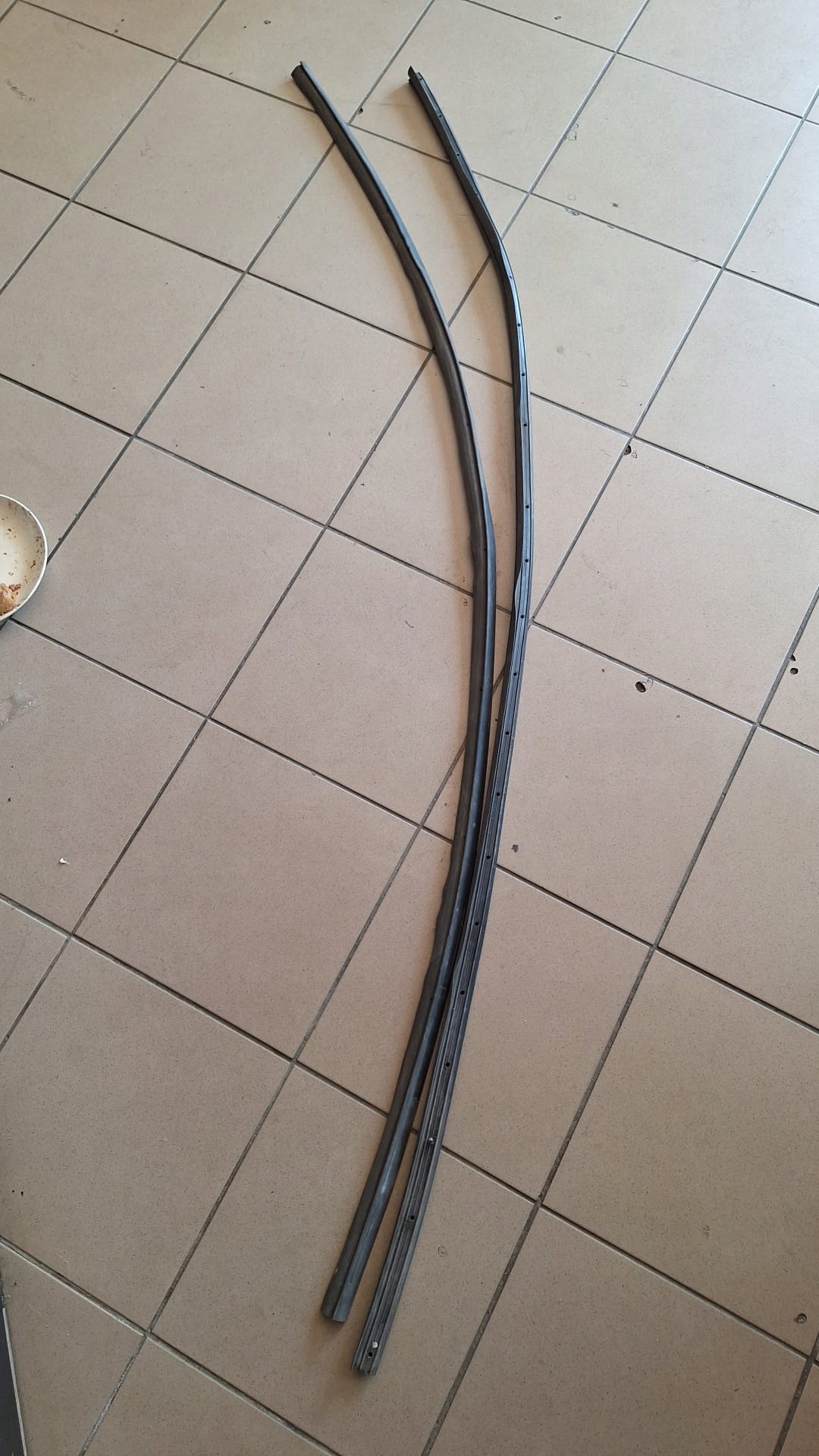 USZCZELKA PROGU AUDI Q5 II 80A 80A833177