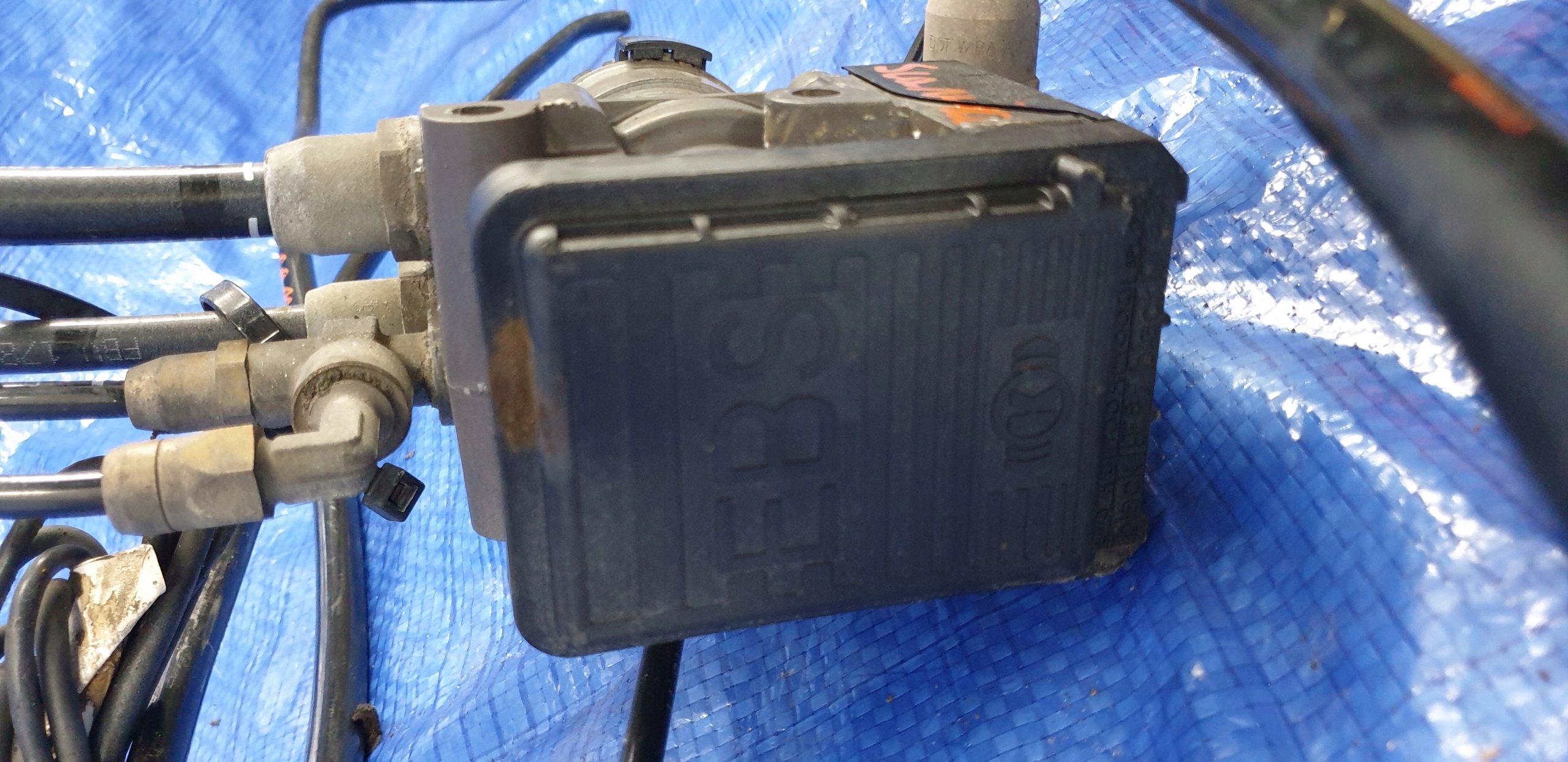 Sensor MODULATOR EBS Schläuche SCANIA P380 11R E5