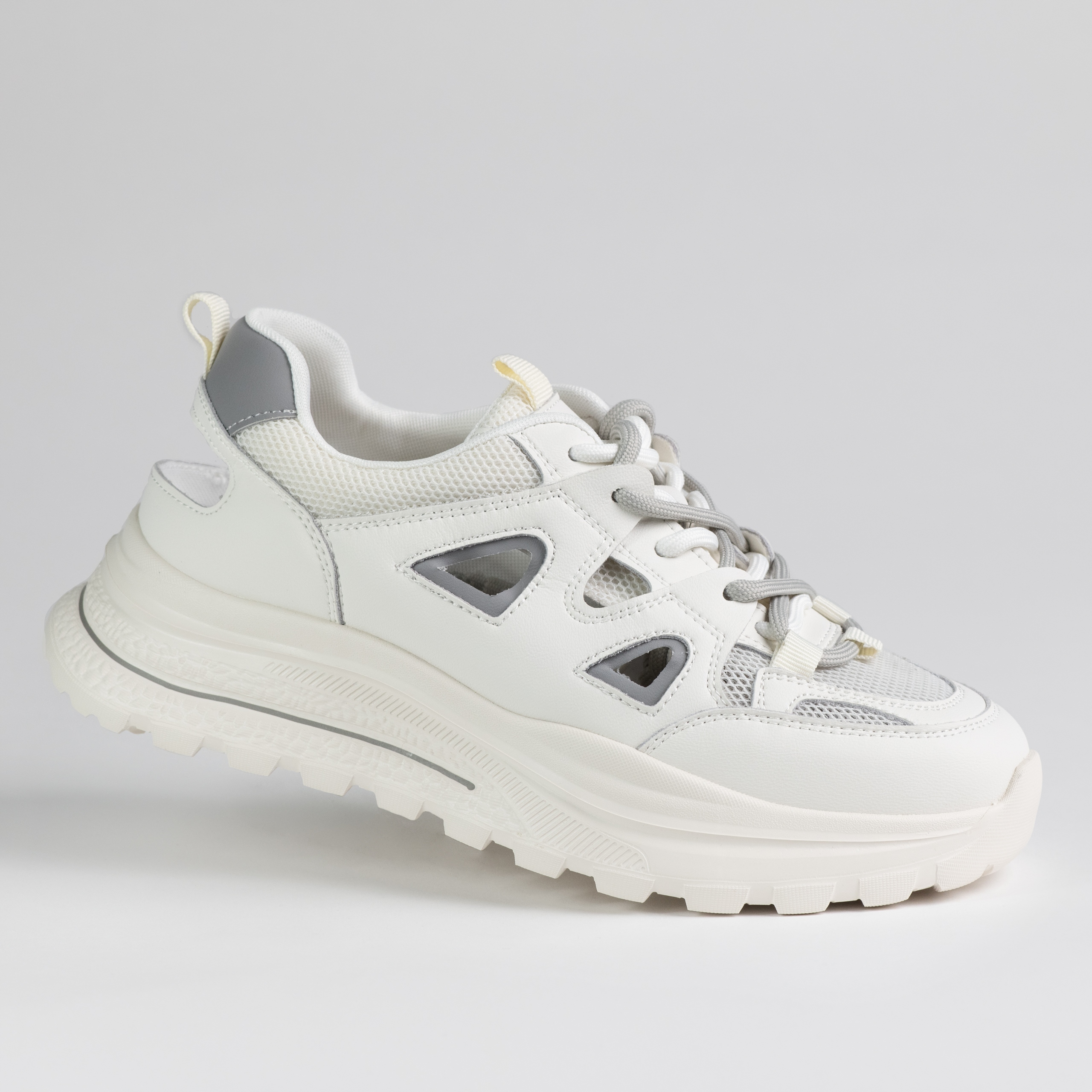 Dámské sportovní boty z přírodní kůže Goodin GD-XF-197 bílé ažurové 38