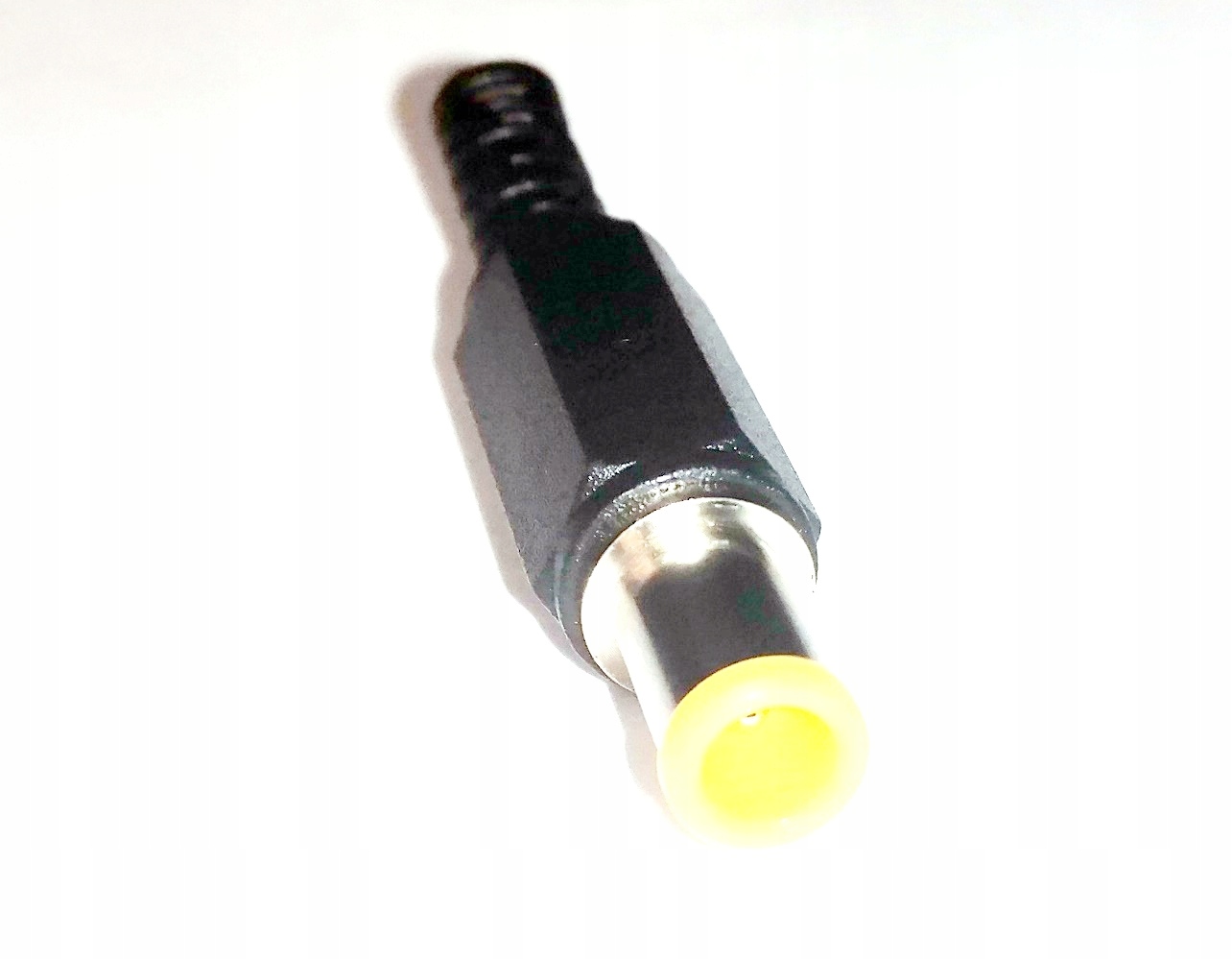 

Wtyk DC Męski Zasilający Pin 1.4./4.3/6.0