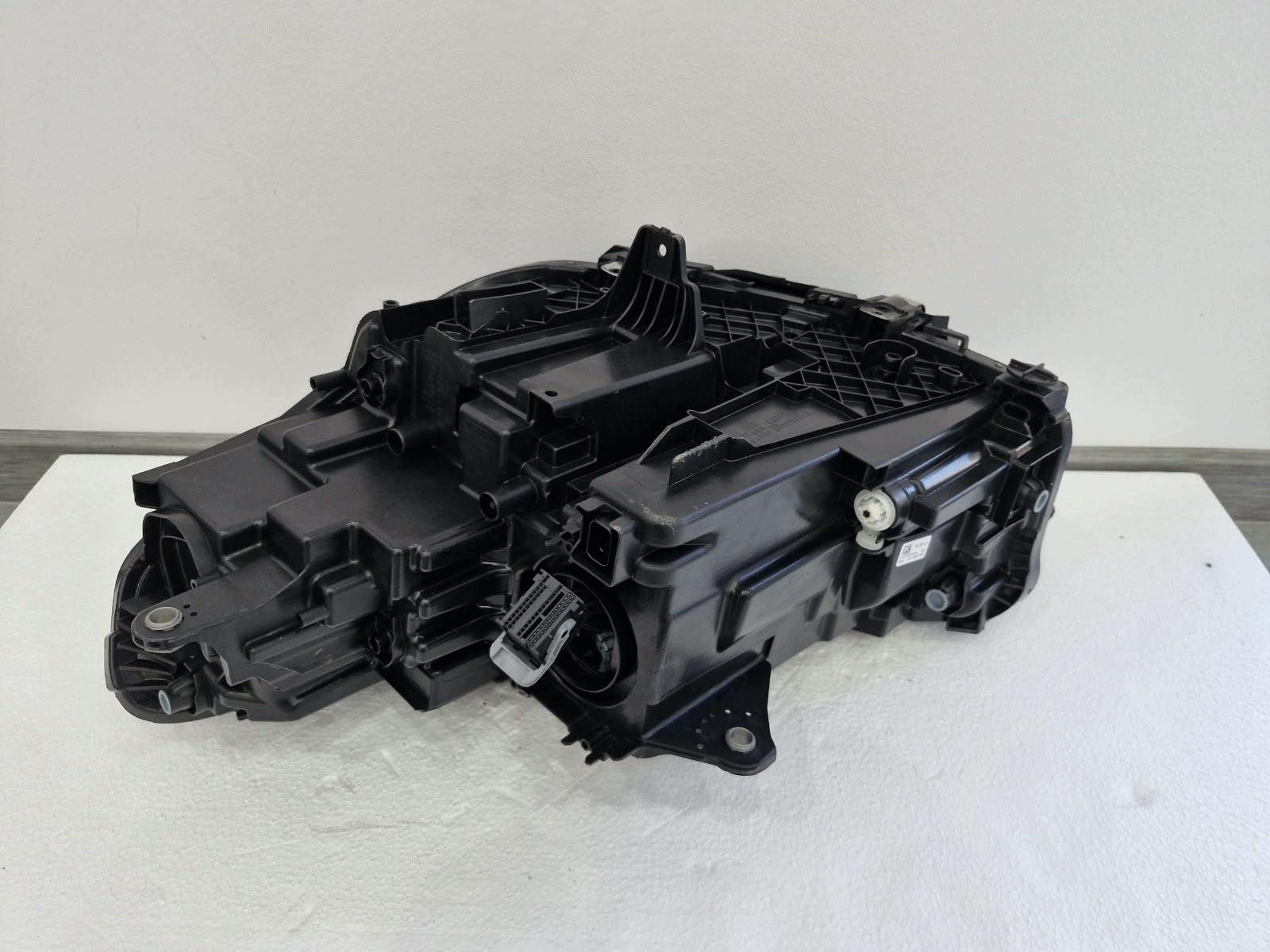 svetlo pravá BMW X2 U10 FULL LED Shadow cierna