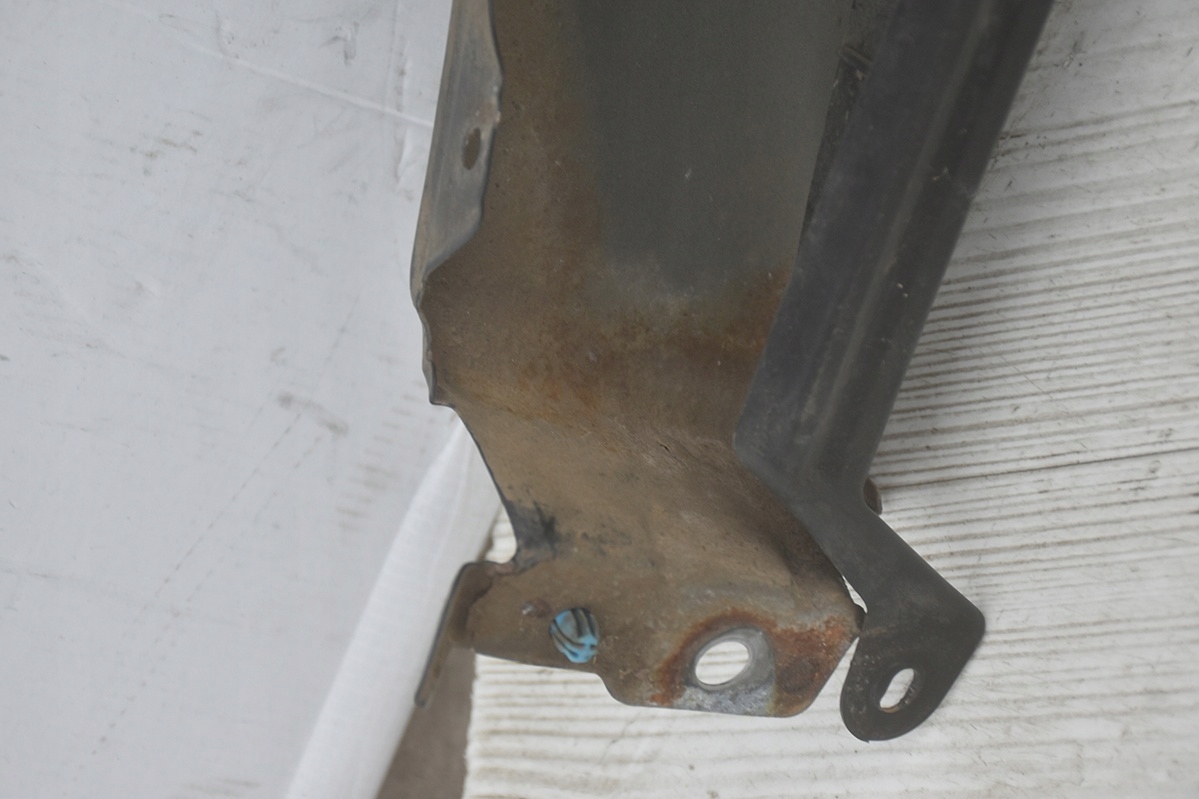 fender front right MITSUBISHI OUTLANDER II X42