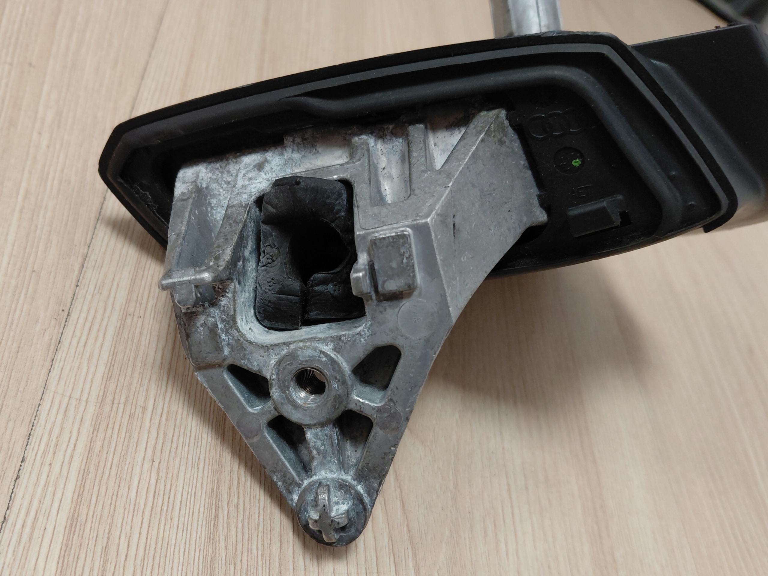 AUDI Q4 E-TRON Support plaque Droit Rétroviseur EUROPA OE
