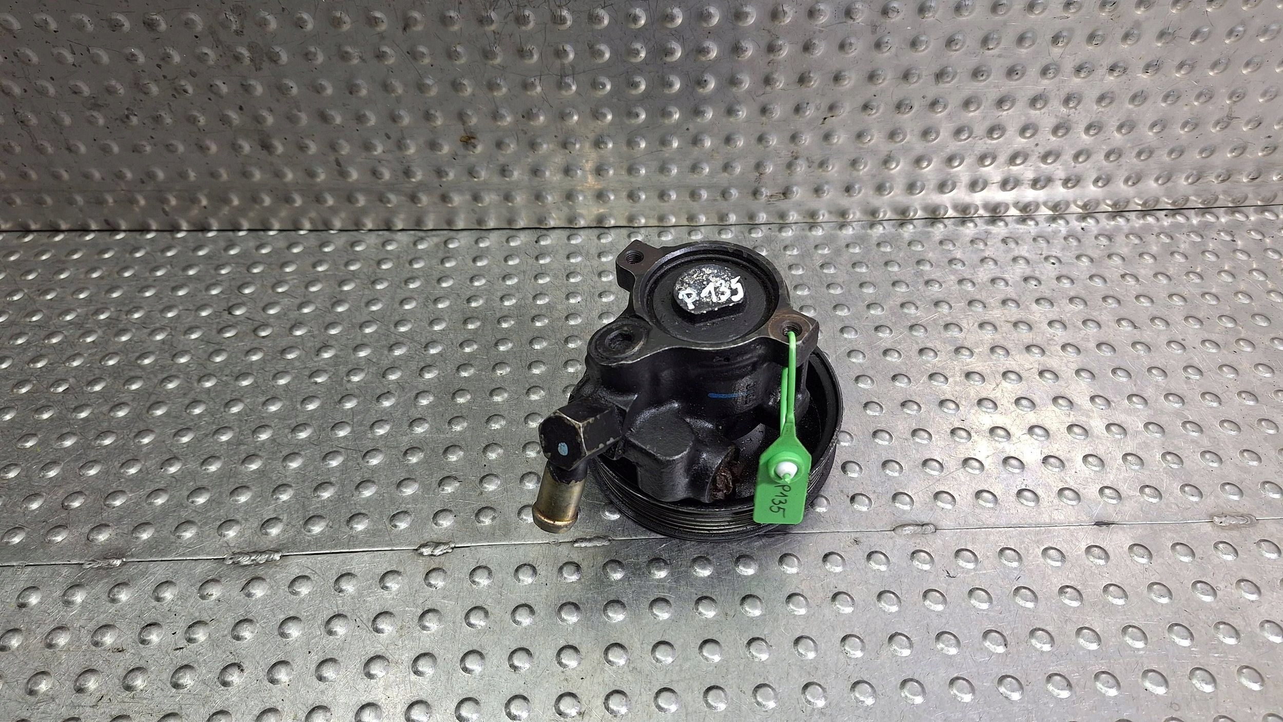 Pompa servosterzo 93BB-3A733-AB HBD-AE FORD MONDEO MK1 MK2