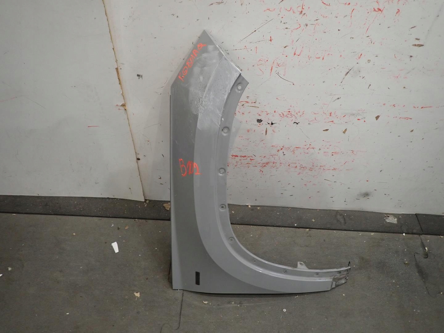fender front front right SKODA KODIAQ 2016