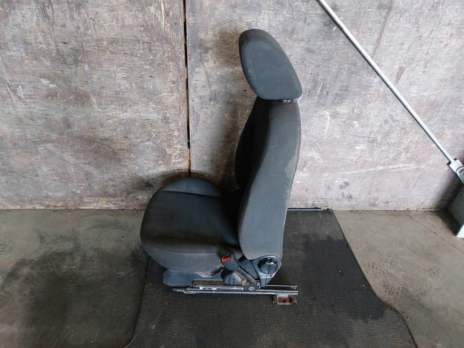 seat left front FORD FIESTA VAN MK5 2007R