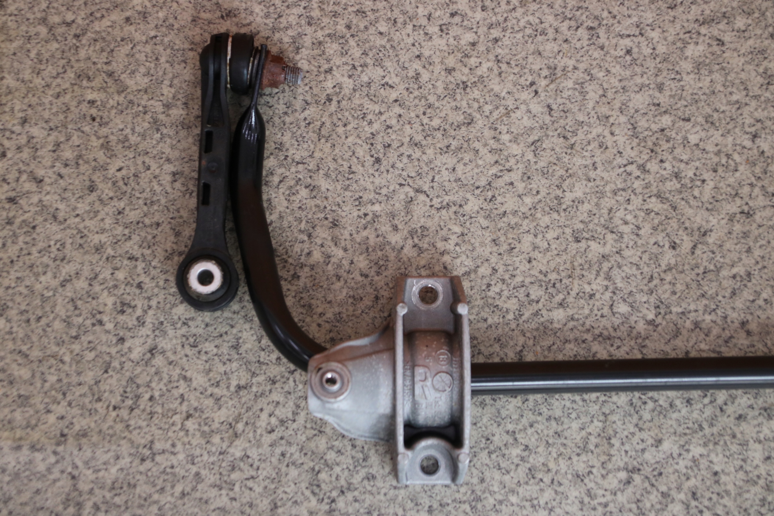 BMW G30 STABILIZATOR stabilizer rod rear part rear 6861456