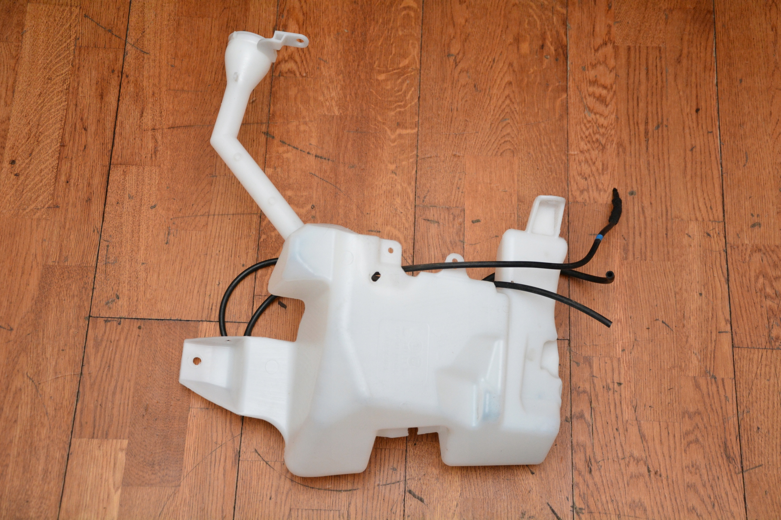 бачок омывателя nissan QASHQAI II