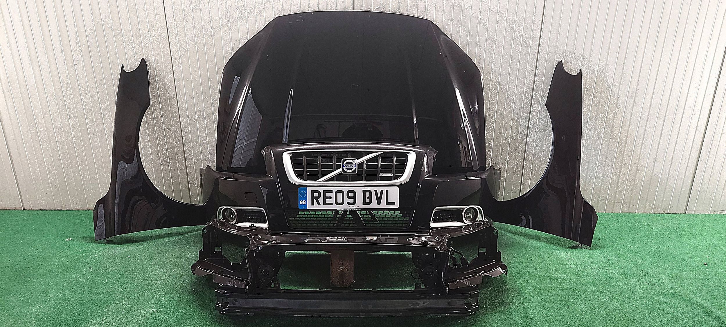 support panel for radiators VOLVO V70 XC70 S80 07-16 LAK: 452-26
