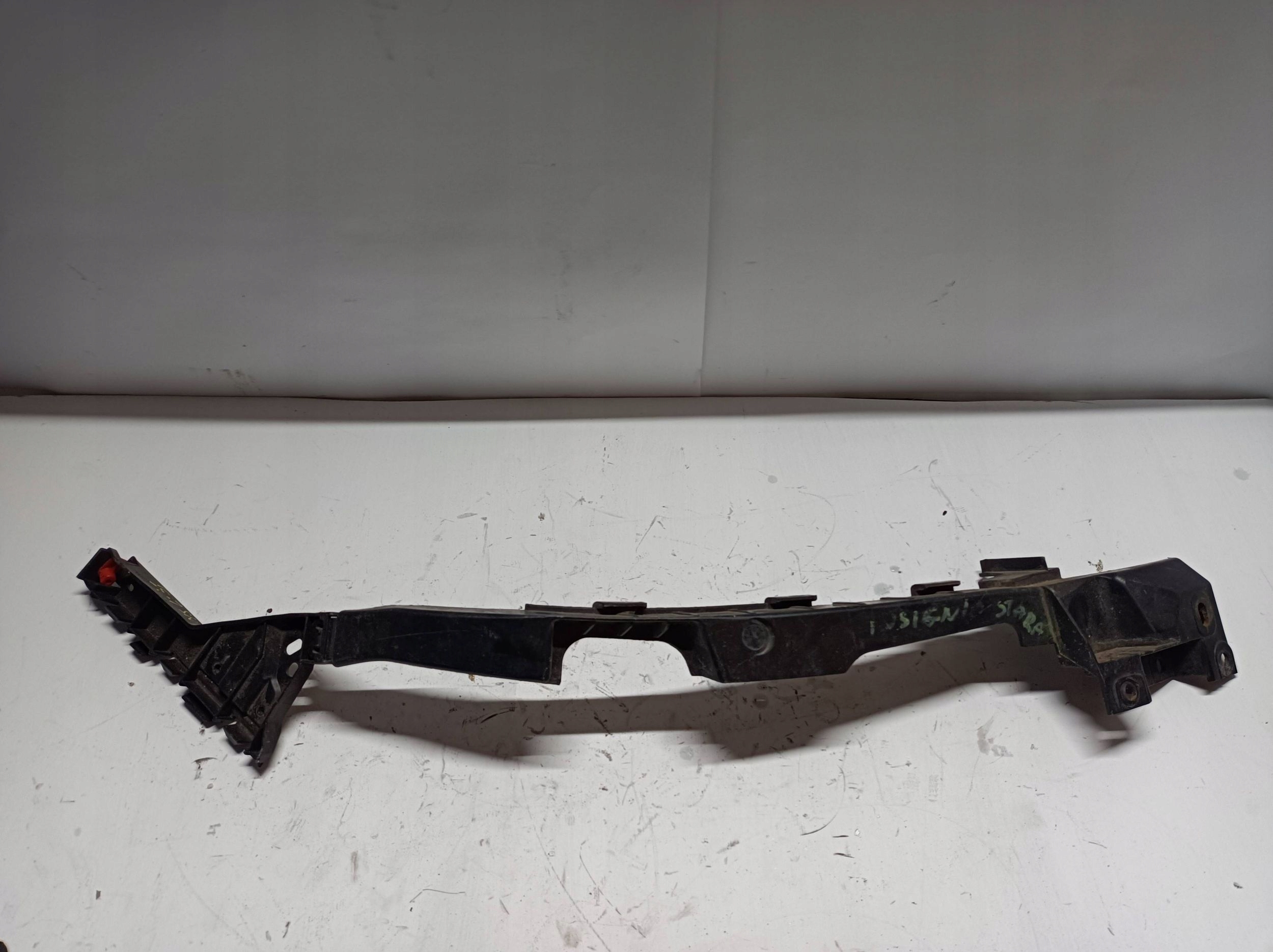 bumper bracket holder lights right front Opel Insignia A 13250571