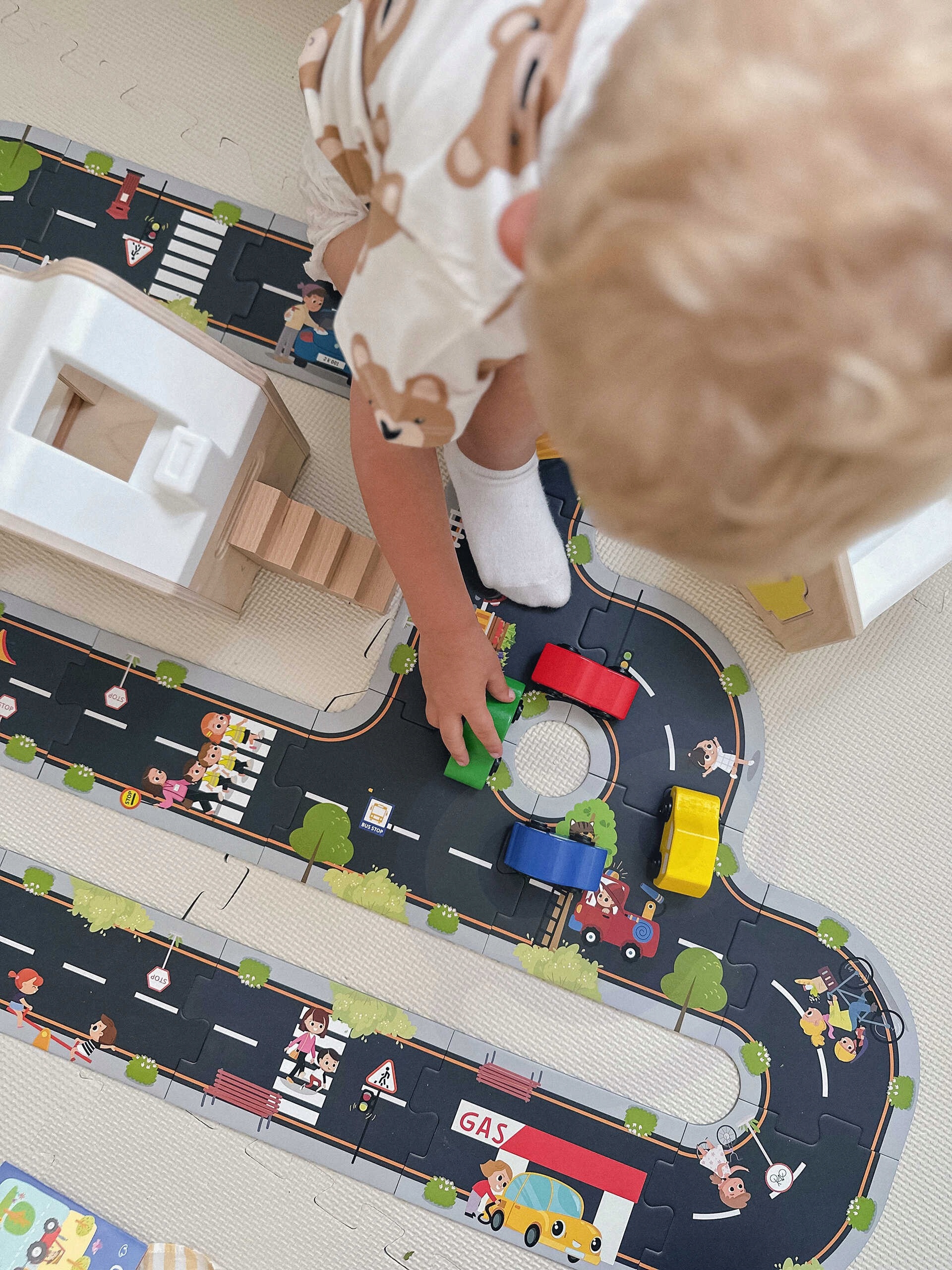 DROGA PUZZLE AUTOSTRADA MAKIETA TOR UKŁADANKA DROGA DO SKŁADANIA TOOKY TOY Liczba elementów 20