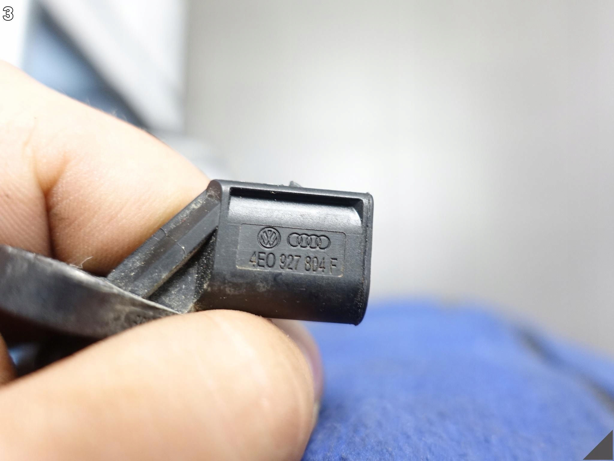 AUDI RS7 A7 S7 4G8 RS6 A6 S6 4G0 A8 S8 4H0 D4 sensor PREDKOSCI ABS right