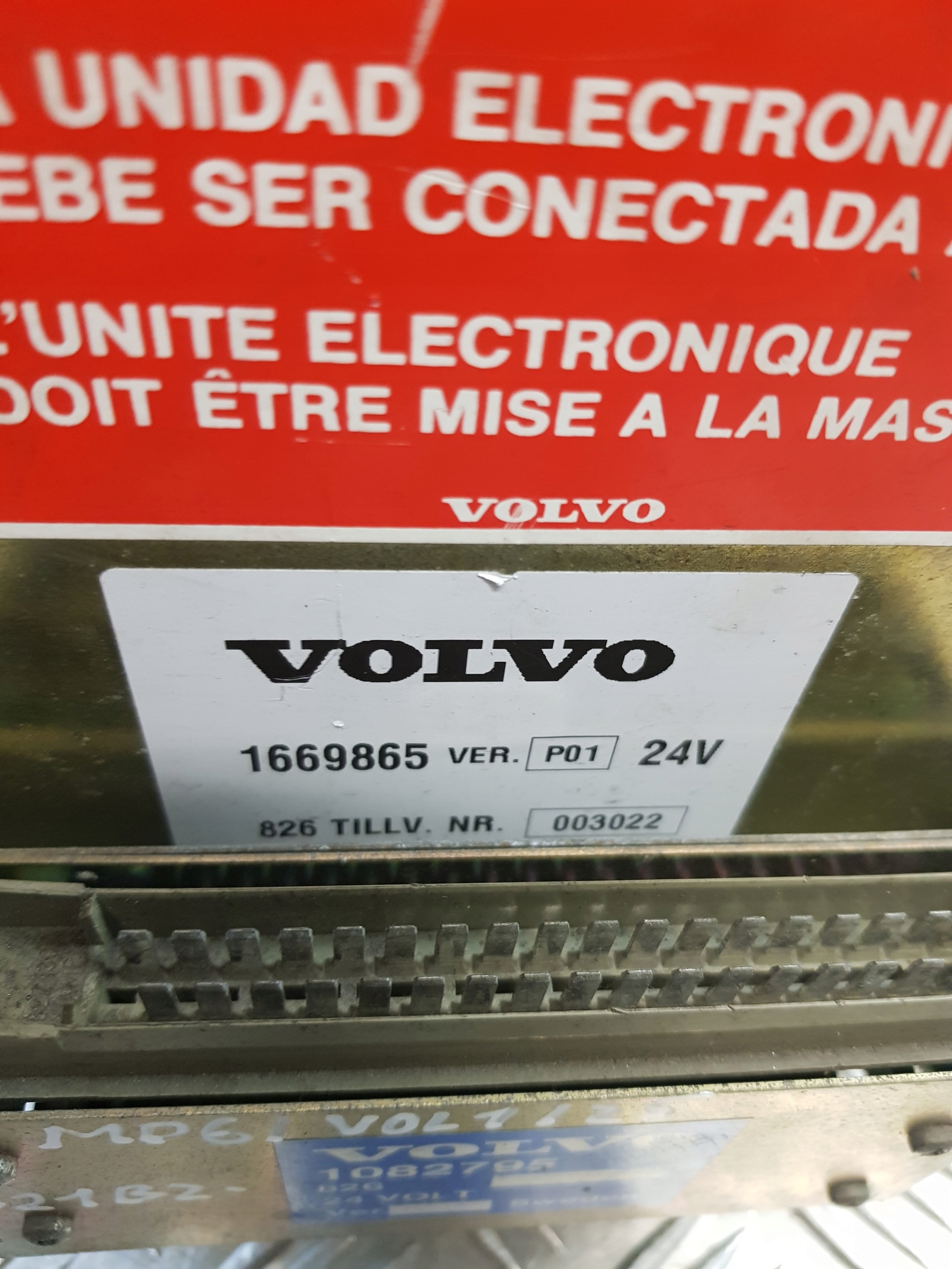 JEDNOSTKA STERUJACA VOLVO 1669865 + control unit 1082795
