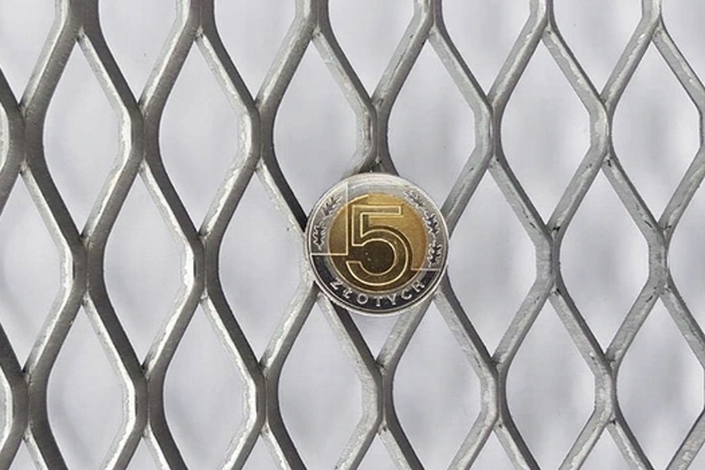 SIATKA CIĘTO CIĄGNIONA 1000x2000 mm 45X20X4 #3 Szerokość 1000 mm