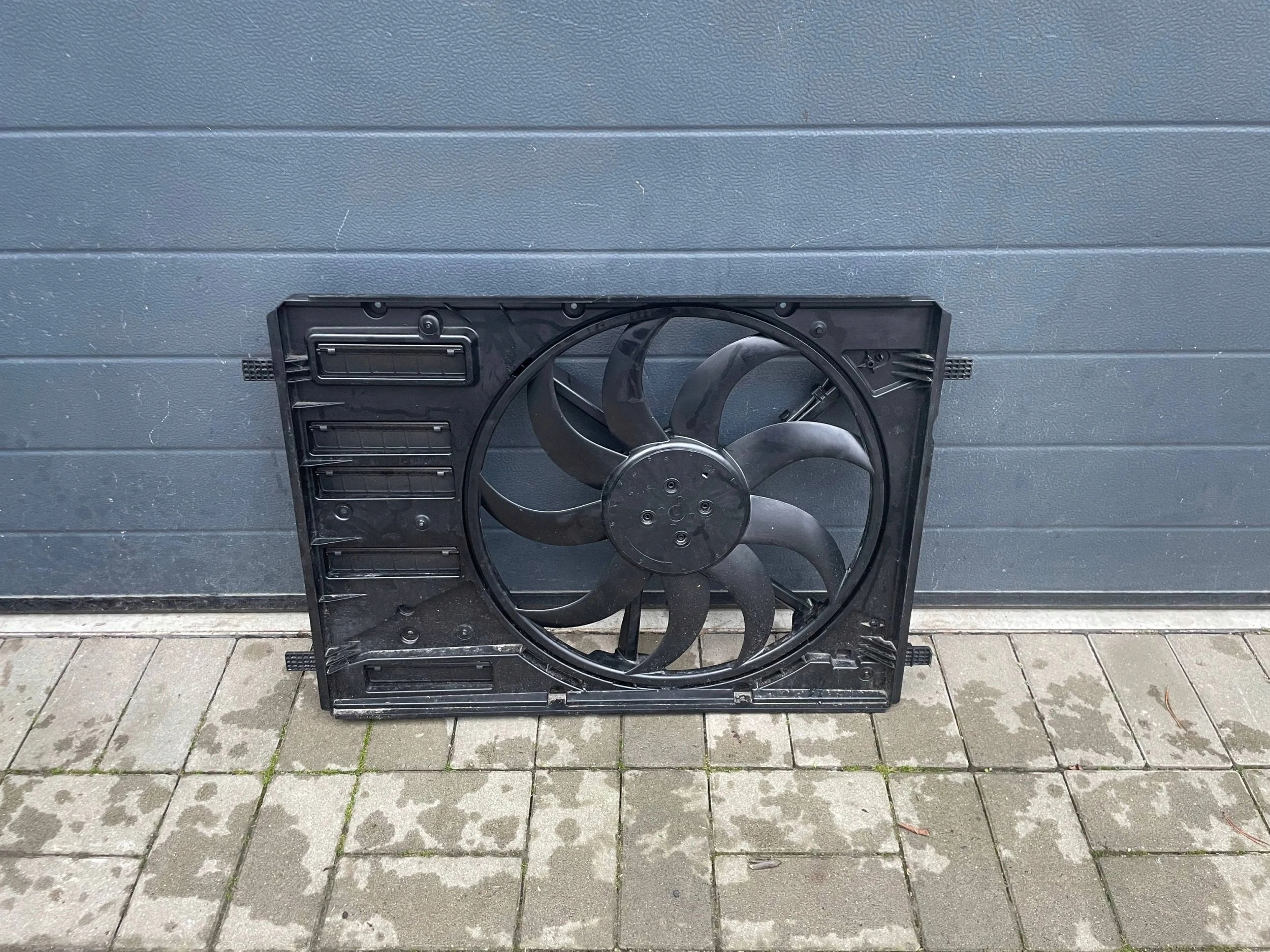 Ford Focus Mk4 Mk-4 20- ventilátor vrtule JX61-8C607-B