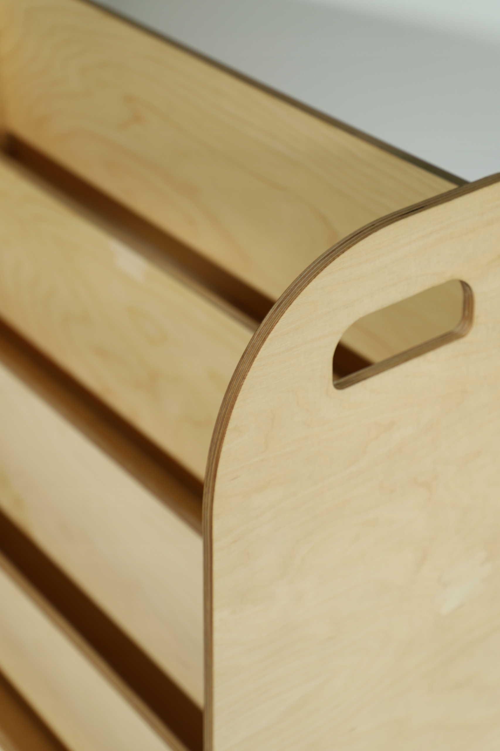 Regał na książki dla dzieci Marka inna