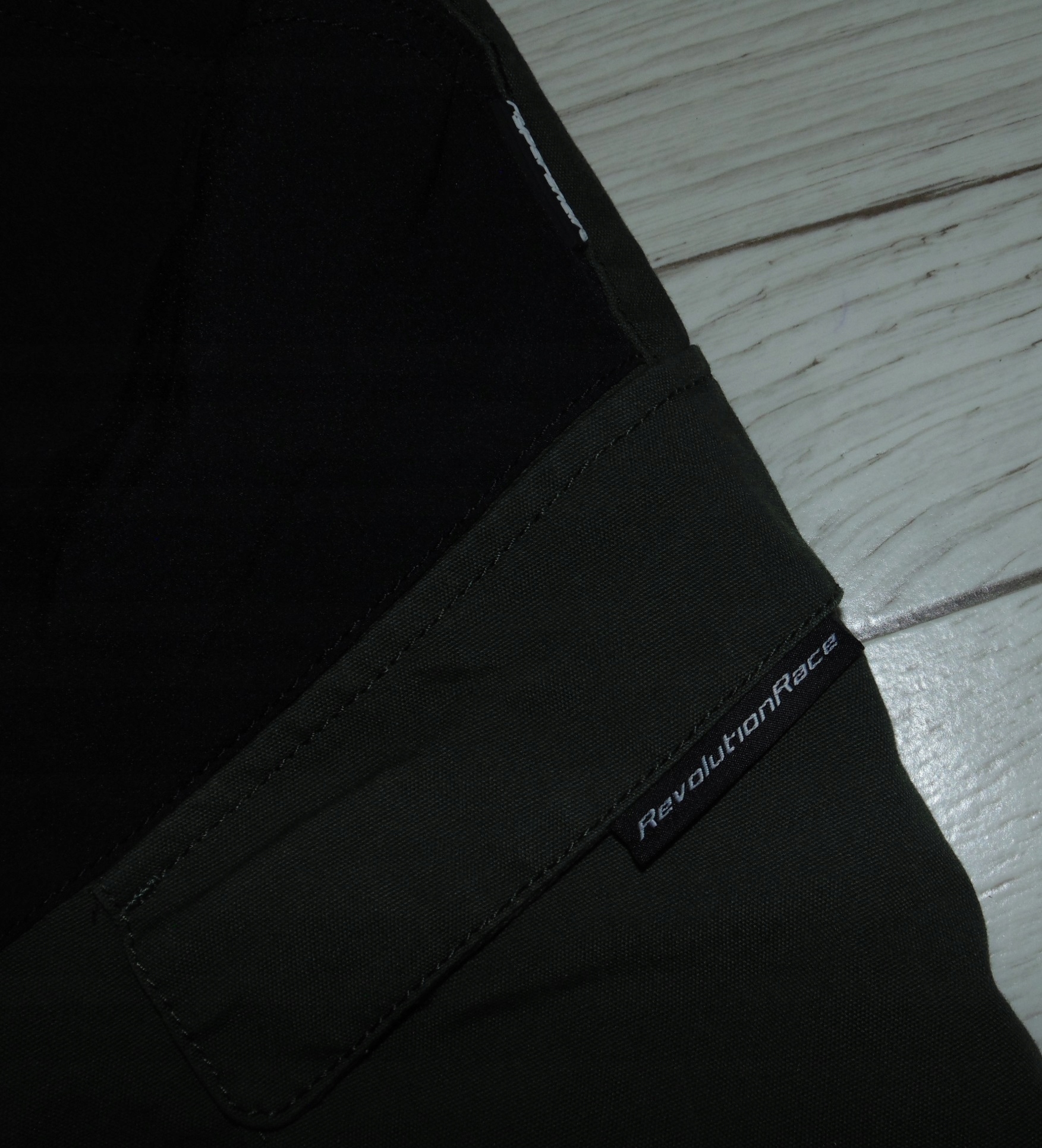 REVOLUTION RACE RVRC SPODNIE TURYSTYCZNE TREKKINGOWE r. 3XL Długość nogawki długa