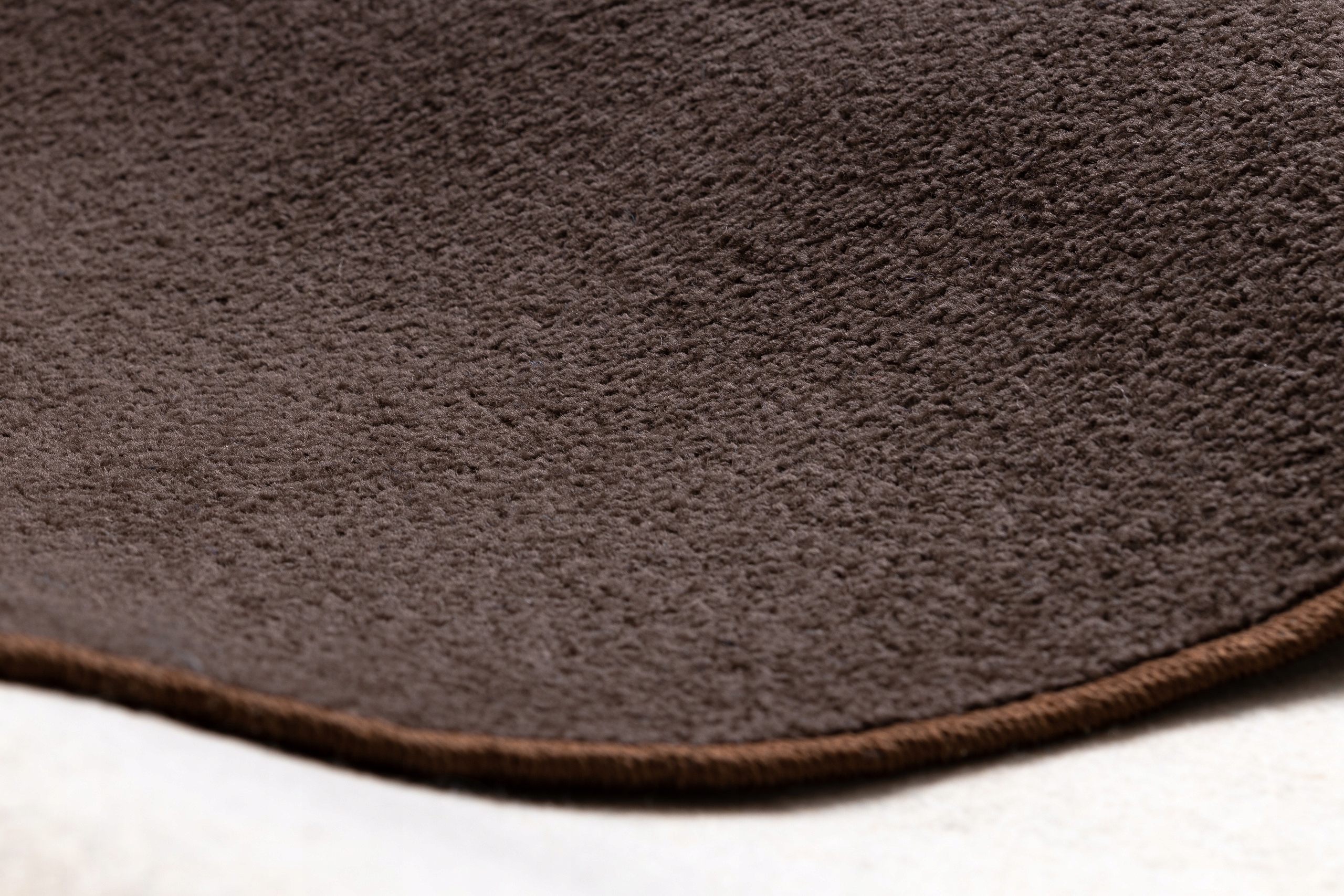 DYWAN GŁADKI JEDNOLITY SYPIALNIA DZIECIĘCY 100x150 cm ETON brąz @154271 Materiał wykonania polipropylen