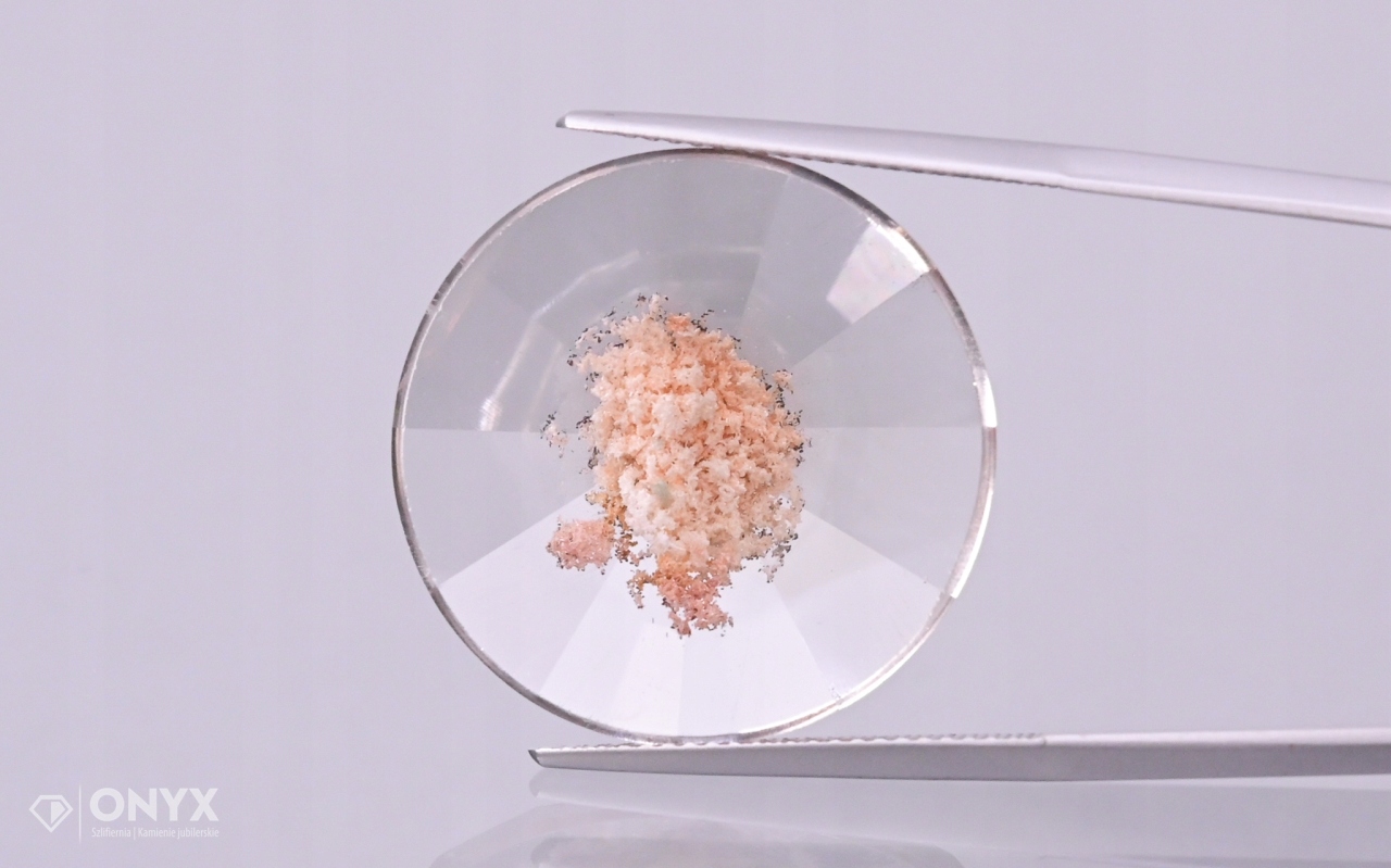 Křemen s Lodolitem fazetovaný kulatý fi 23 mm