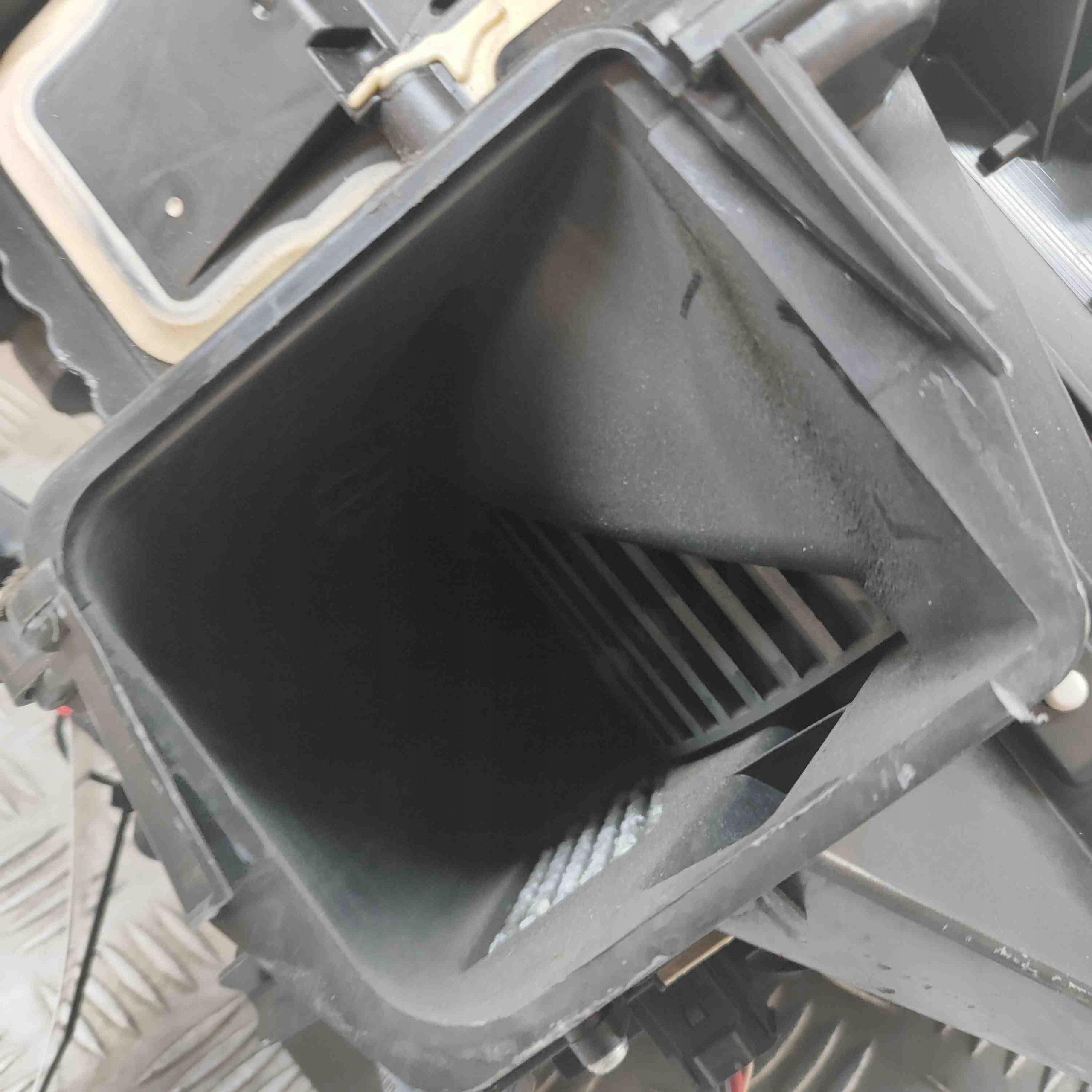 BMW 5 GT F07 2010 радиатор отопителя / комплект